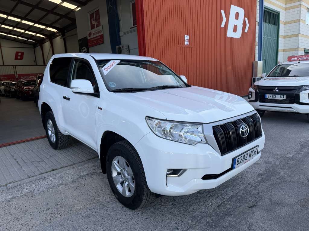 Toyota Land Cruiser D-4D GX - foto 1