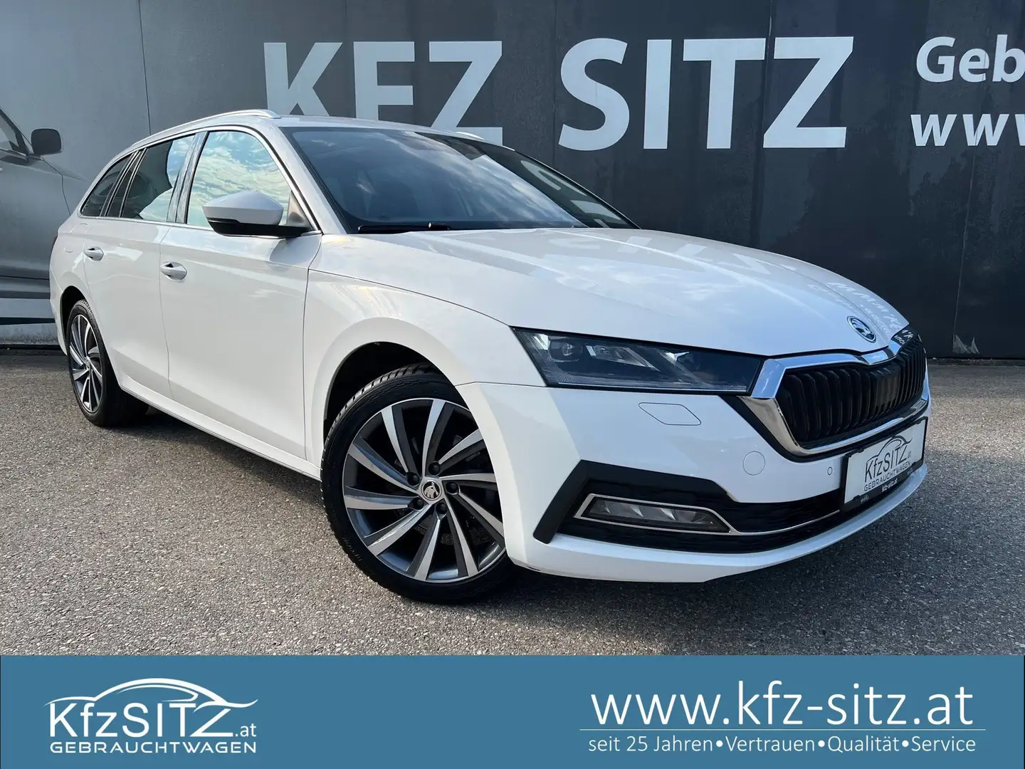 Skoda Octavia Combi 2,0 TDI Style DSG | NP: €49.400 Weiß - 1