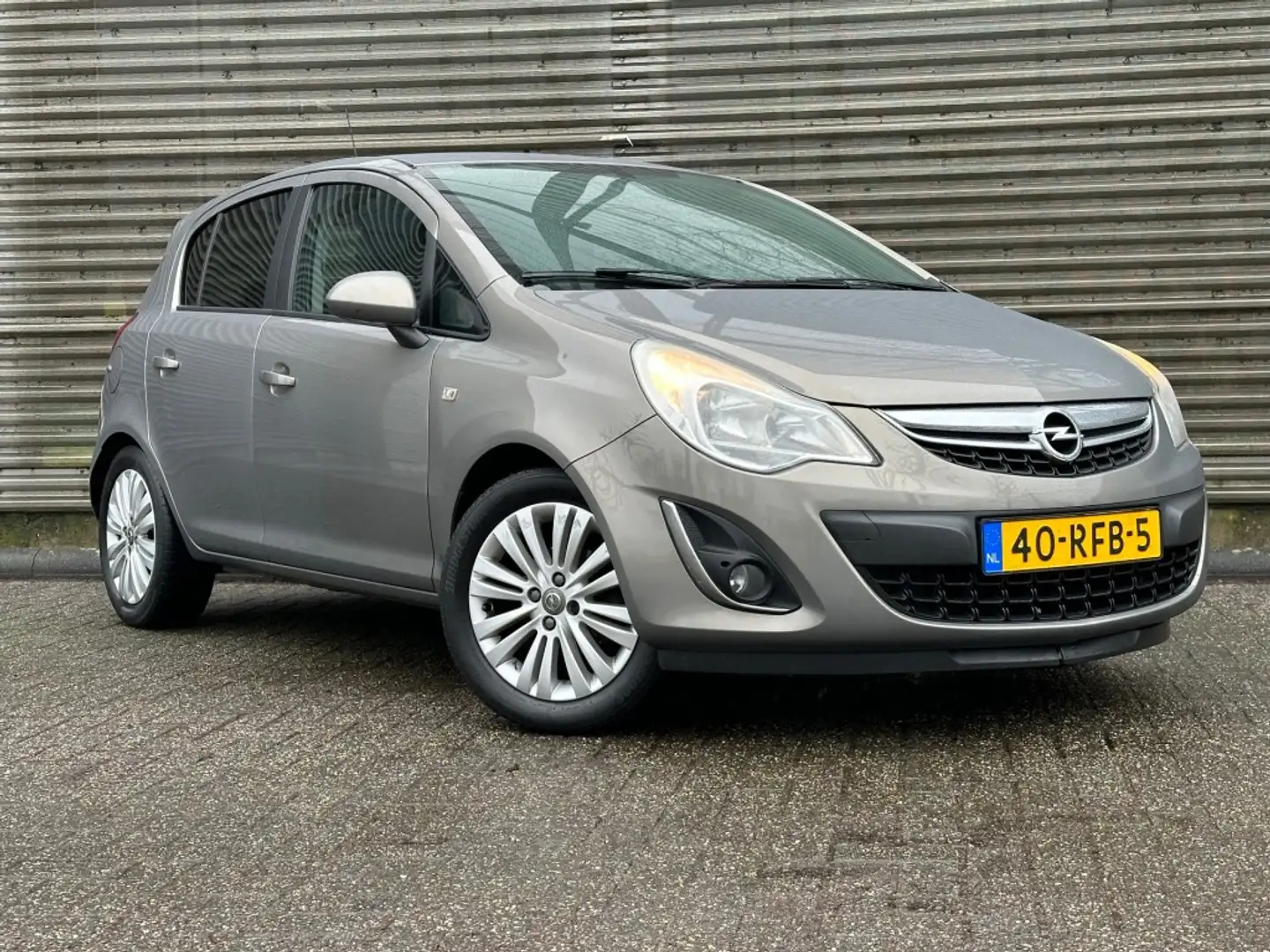 Opel Corsa 1.2-16V EDITION AIRCO/NAVI/LM VELGEN/AUTOMAAT !! Brązowy - 2