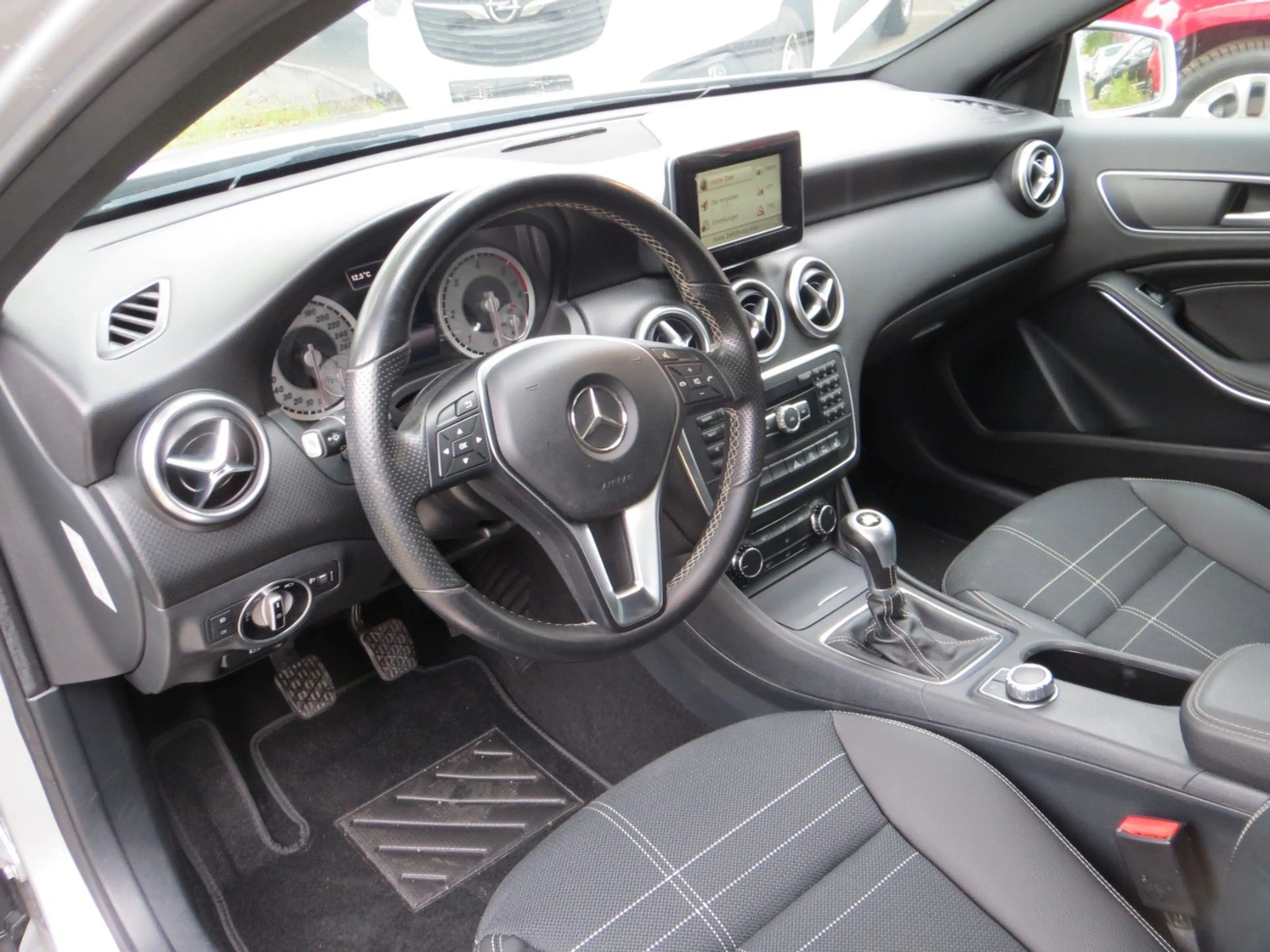 Mercedes-Benz A 200 A  CDI Urban — photo 8