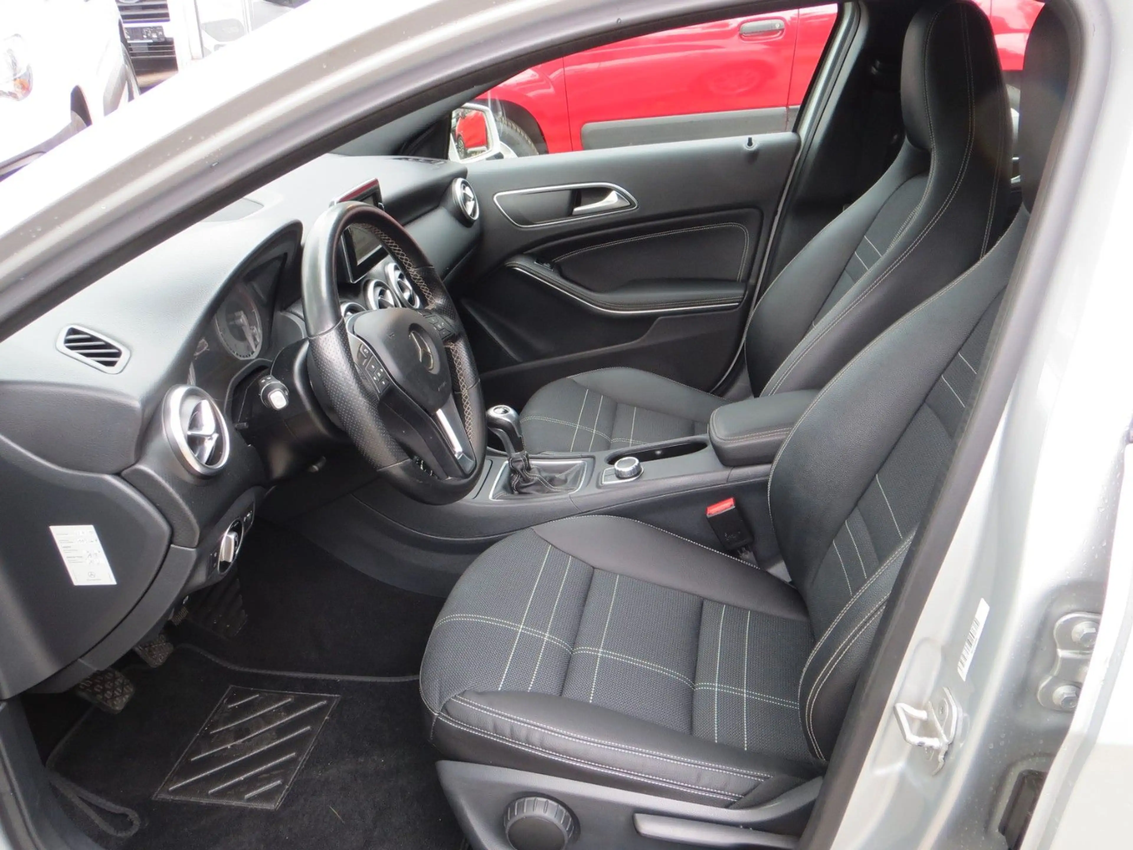Mercedes-Benz A 200 A  CDI Urban — photo 7