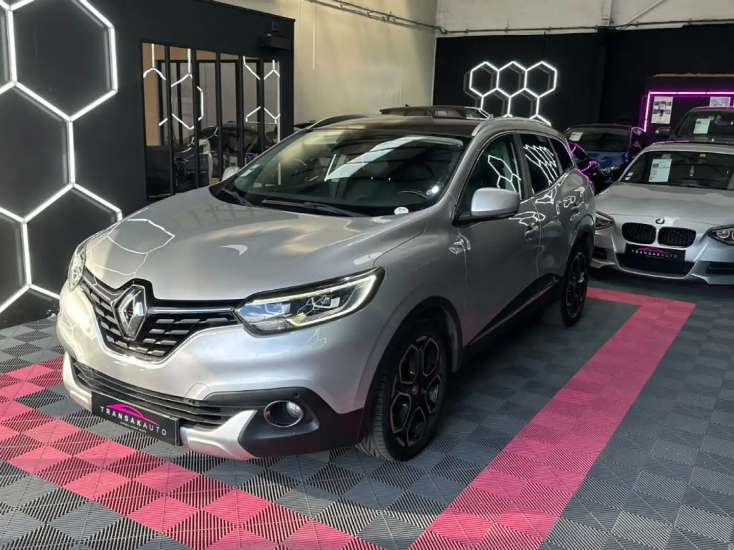 Renault Kadjar Intens 1.2l TCe 130 chEDC ~ Apple CarPlay ~ Climatisation automatique bi-zone ~ Feux full LED ~ Radars AV AR ~ Caméra de Gris - 2