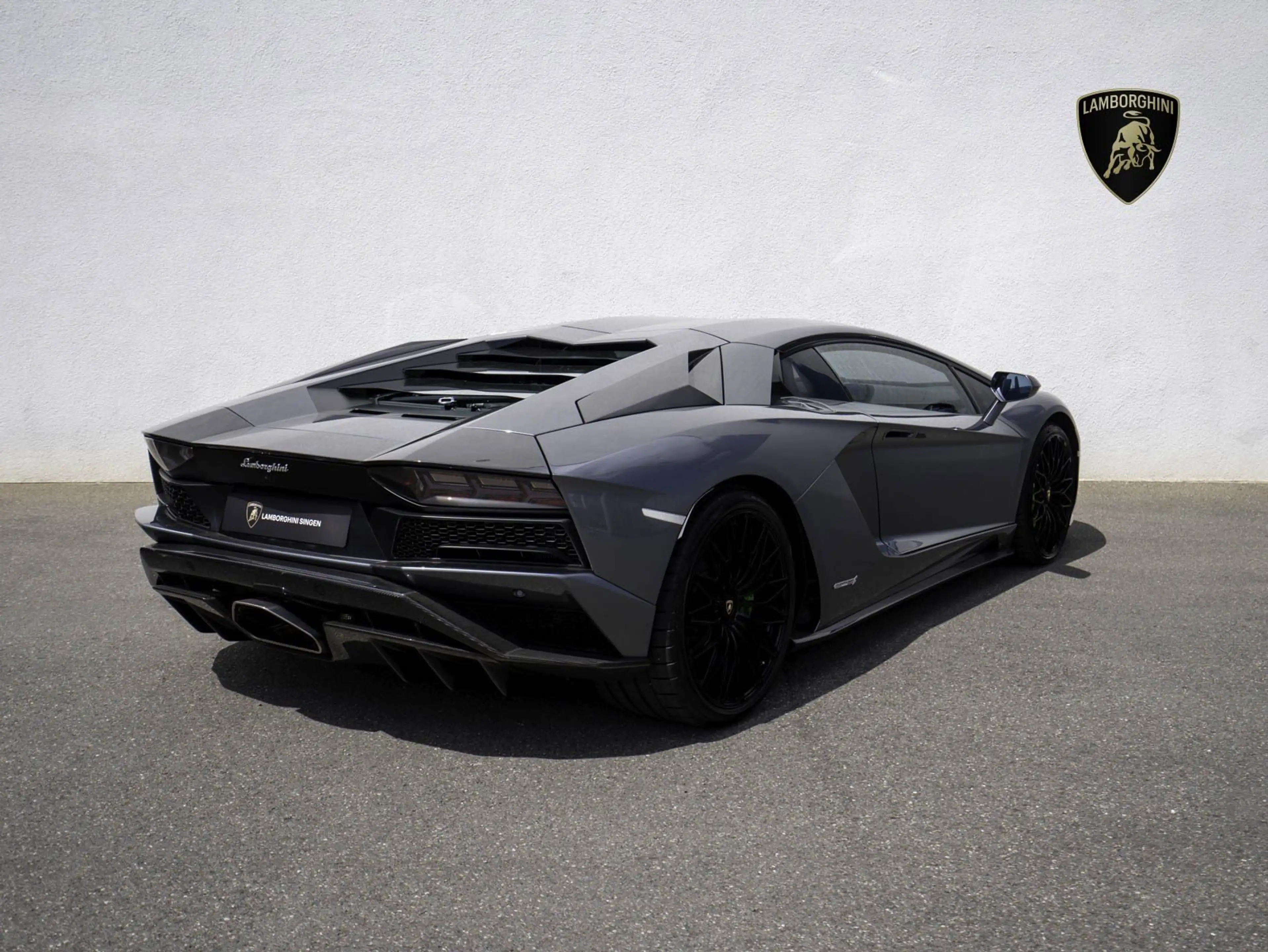 Lamborghini Aventador S LP740-4 V12 CARBON SENSONUM LIFT 20"/21" — photo 3