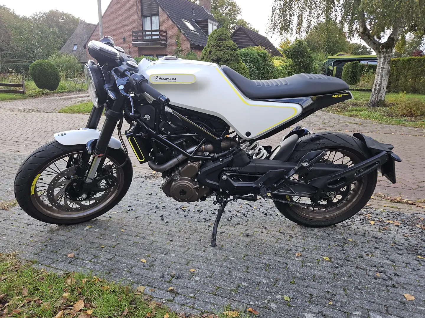 Husqvarna Vitpilen 401 Biały - 1