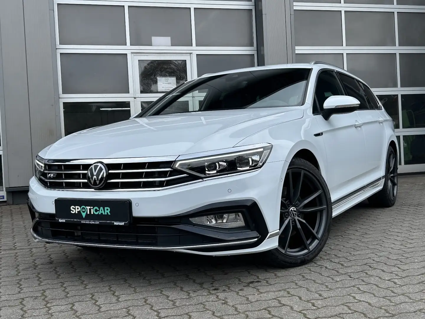 Volkswagen Passat Variant Elegance IQ-Light Standhzg. Blanco - 2