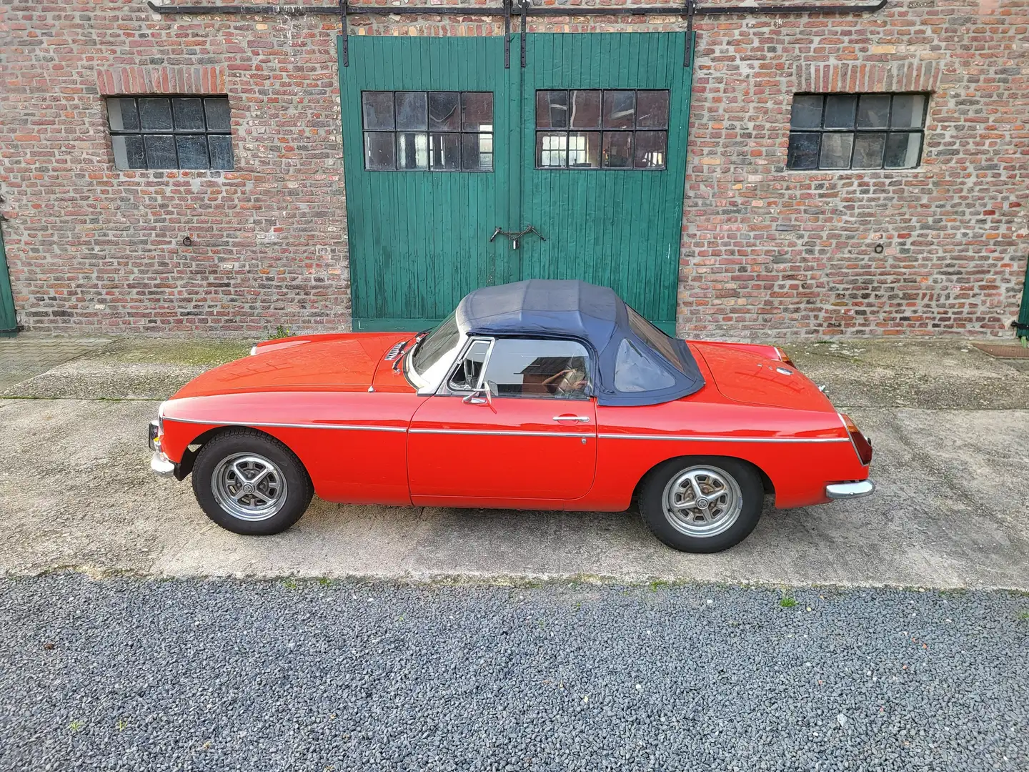 MG MGB Roadster 1,8 Chrommodell Orange - 2