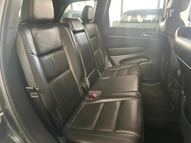 Jeep Grand Cherokee view 10