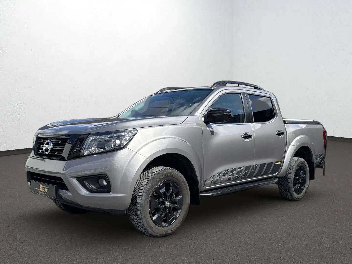 Nissan Navara 2.3dCi N-Guard DC 4x4 LED Navi Kamera AHK Gris - 1