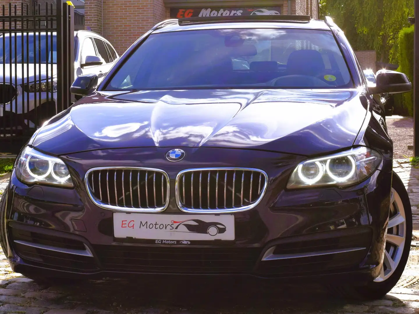 BMW 520 dA/xDrive/FULL OPTIE/HISTORY/GARANTIE Blauw - 1
