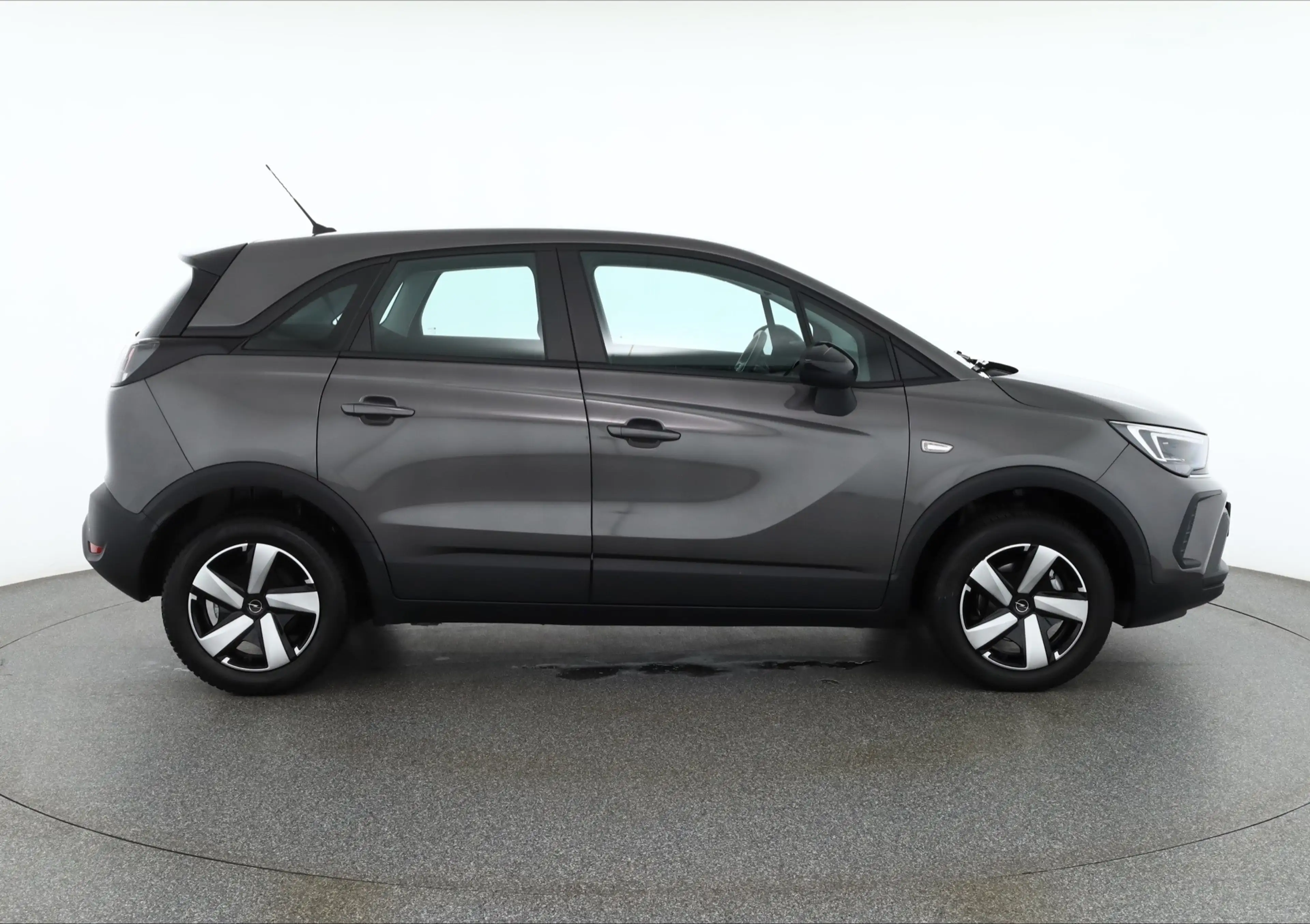 Opel Crossland (X) 1.2 Turbo Aut. Enjoy LED Kamera — photo 6