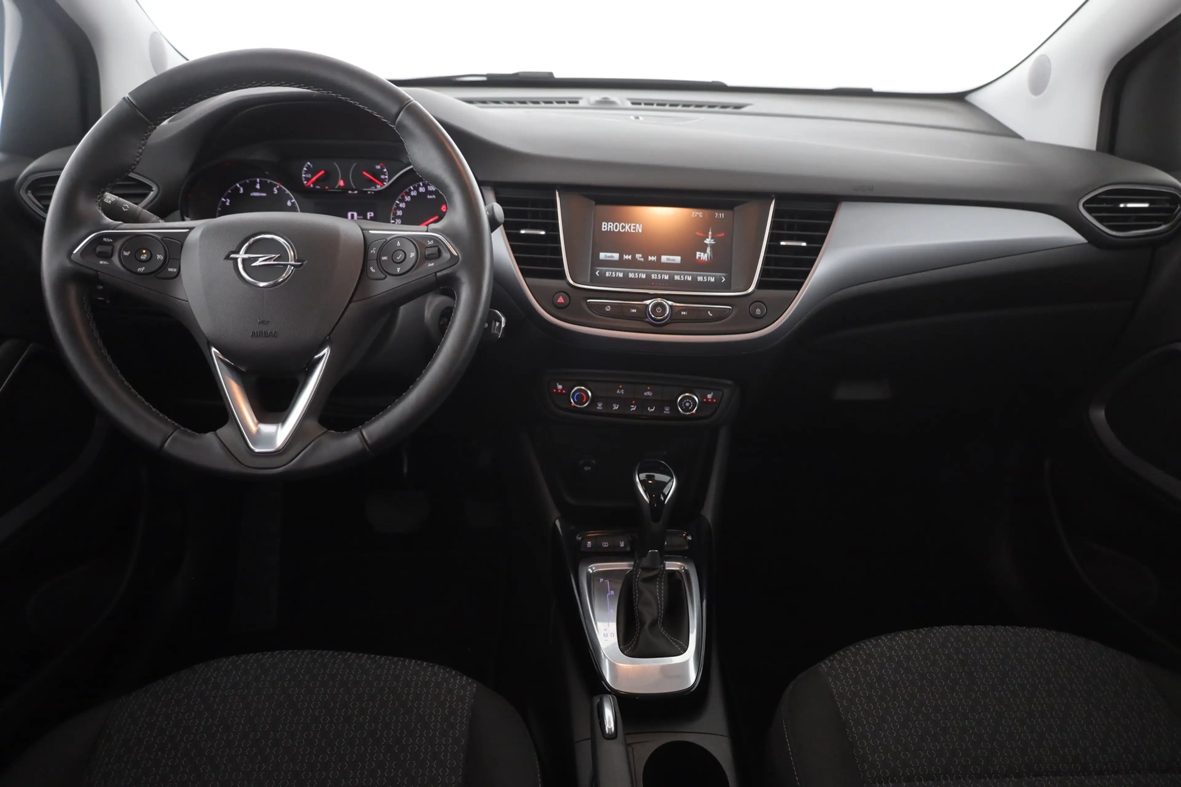 Opel Crossland (X) 1.2 Turbo Aut. Enjoy LED Kamera — photo 9