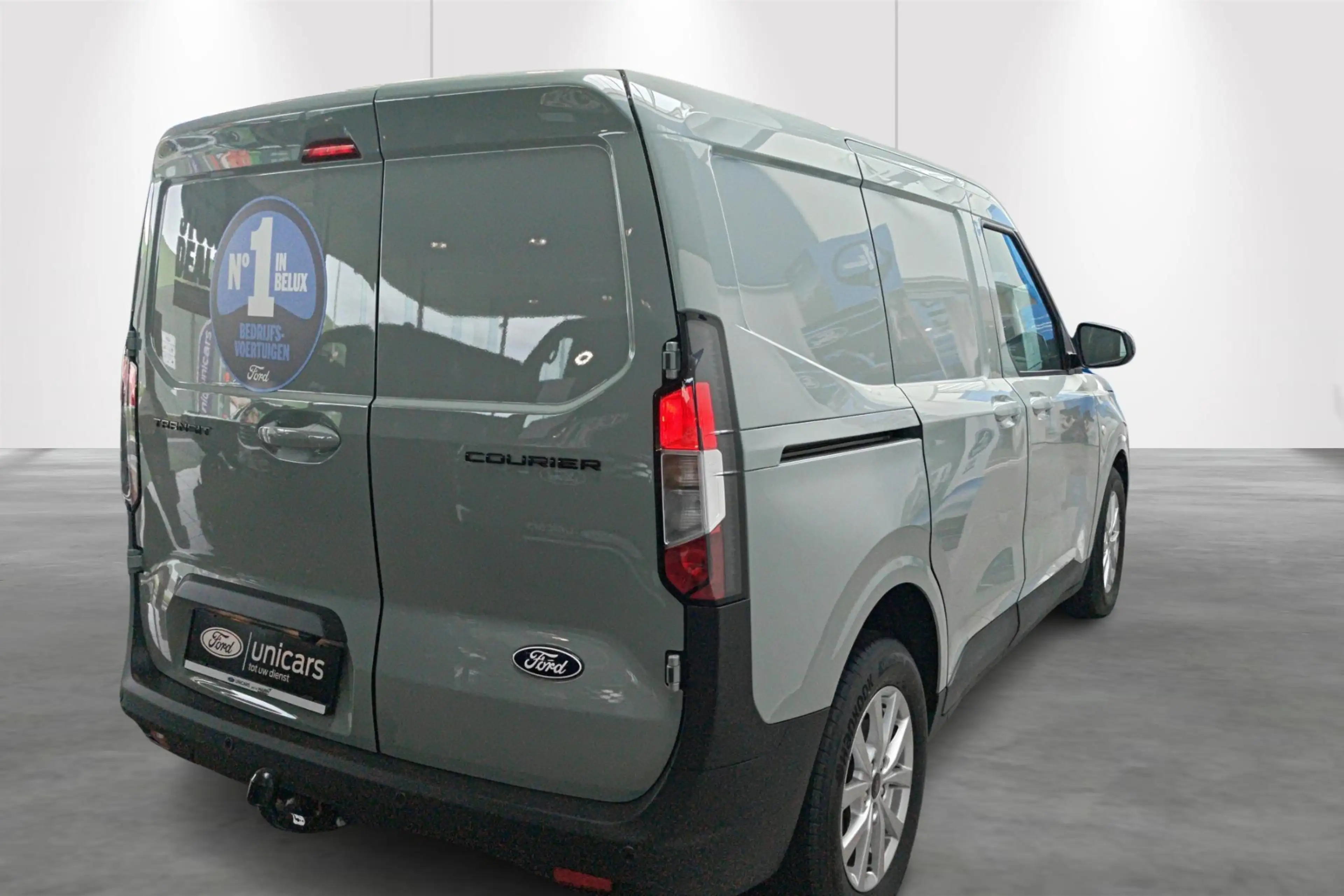 Ford Transit Courier 1.0 EcoBoost 92kW Limited — photo 2