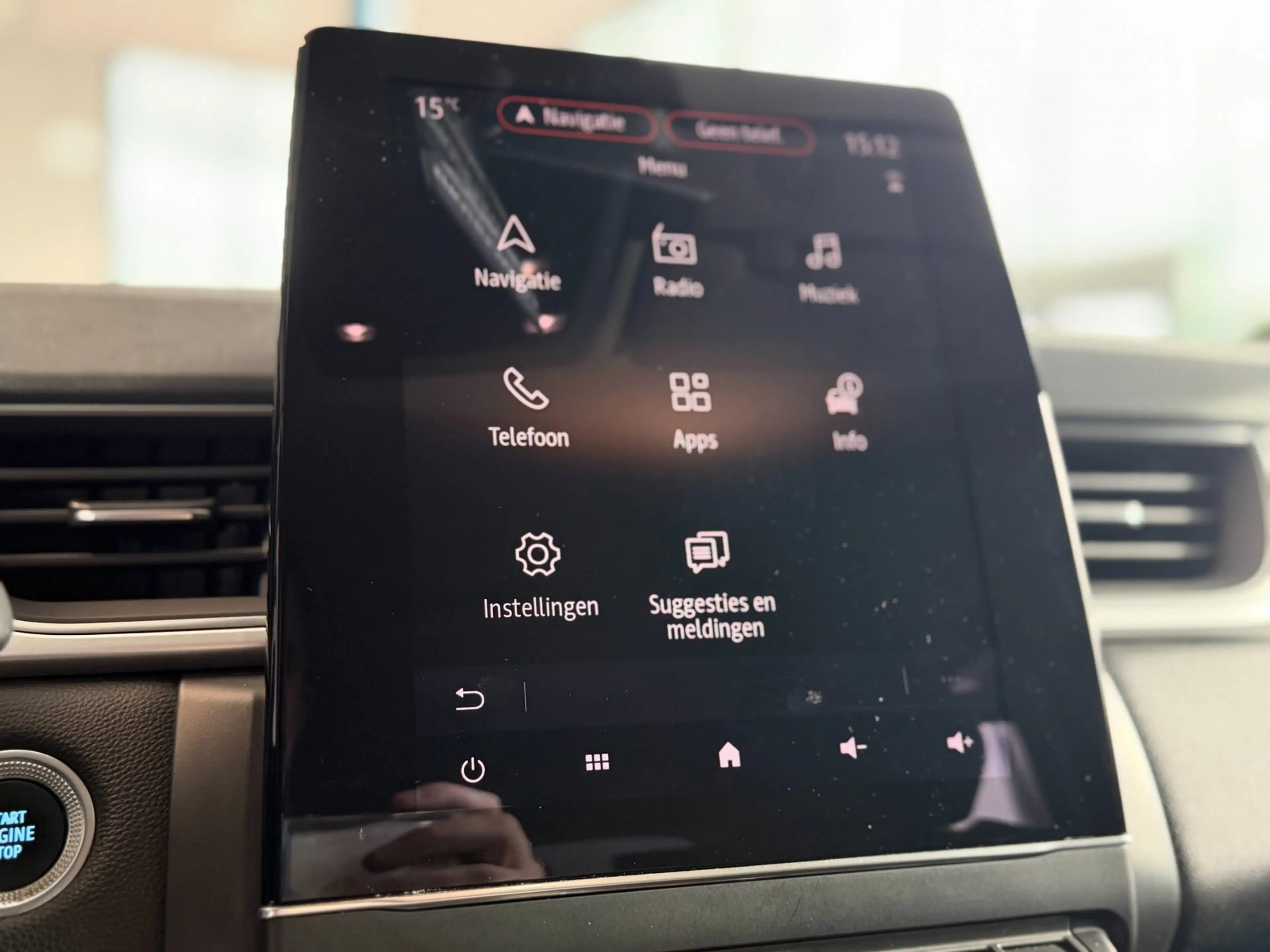 Renault Captur 1.6 E-Tech Plug-in Hybrid 160 Intens 2022 — photo 47