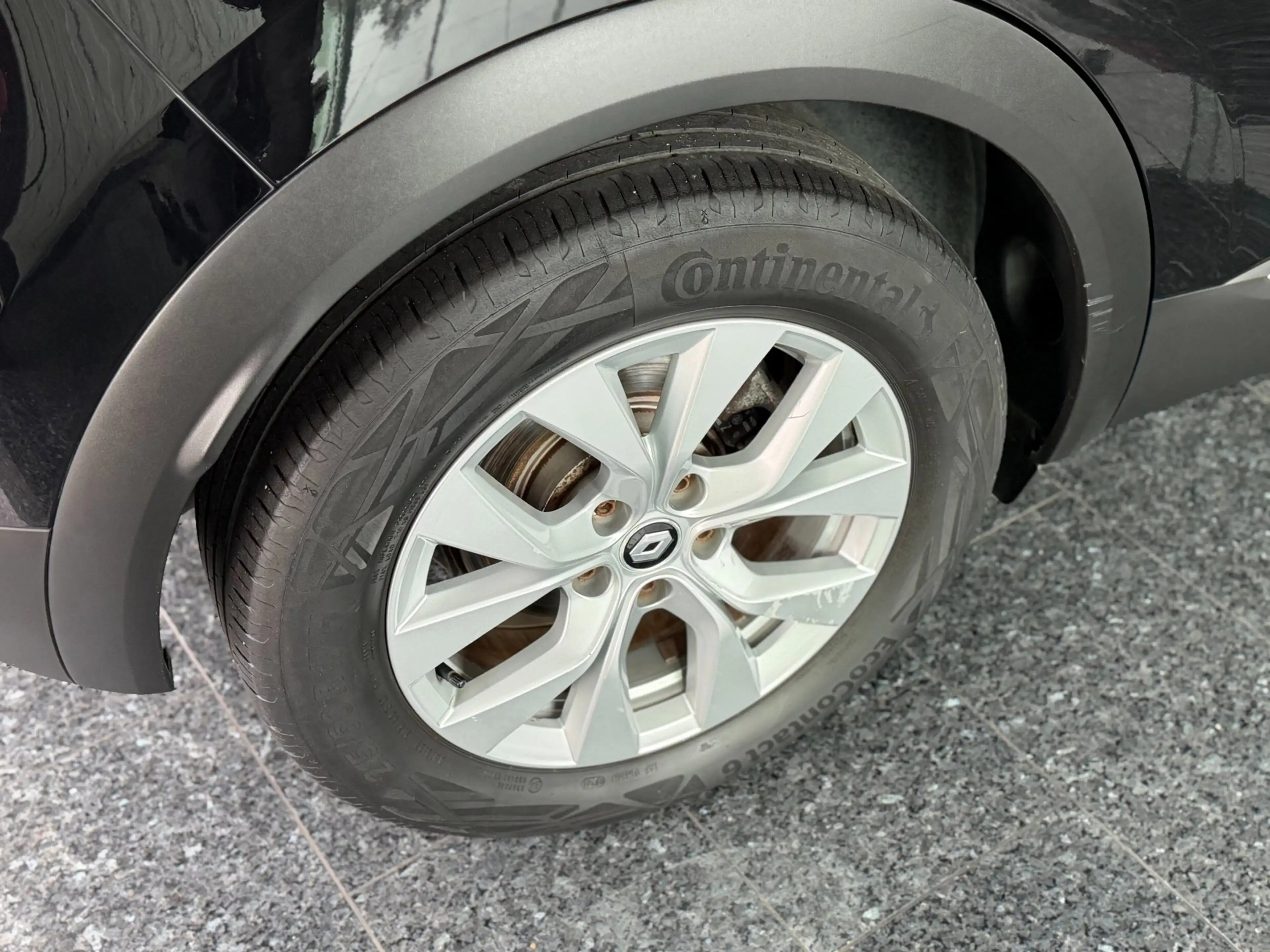 Renault Captur 1.6 E-Tech Plug-in Hybrid 160 Intens 2022 — photo 45