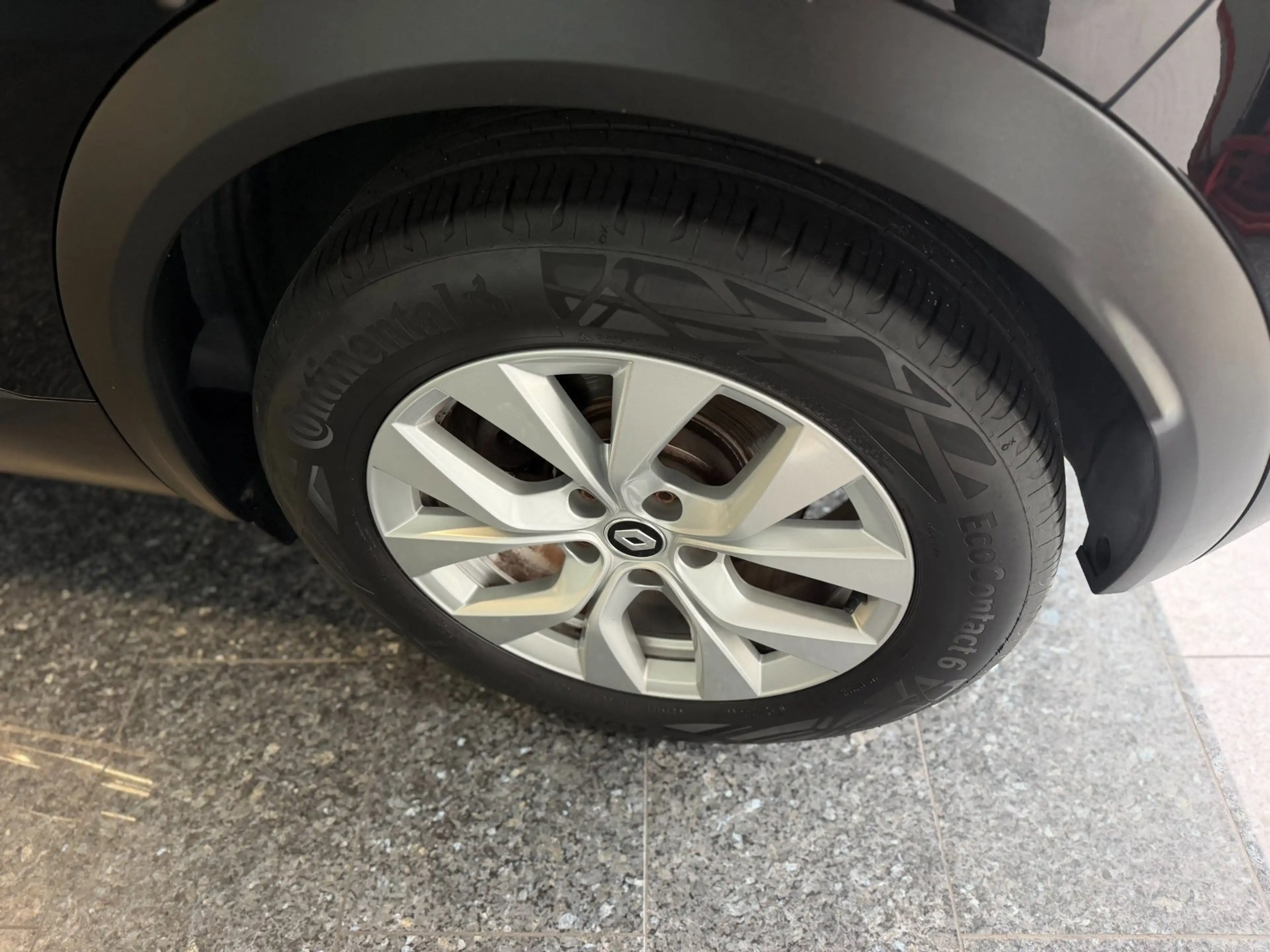 Renault Captur 1.6 E-Tech Plug-in Hybrid 160 Intens 2022 — photo 44