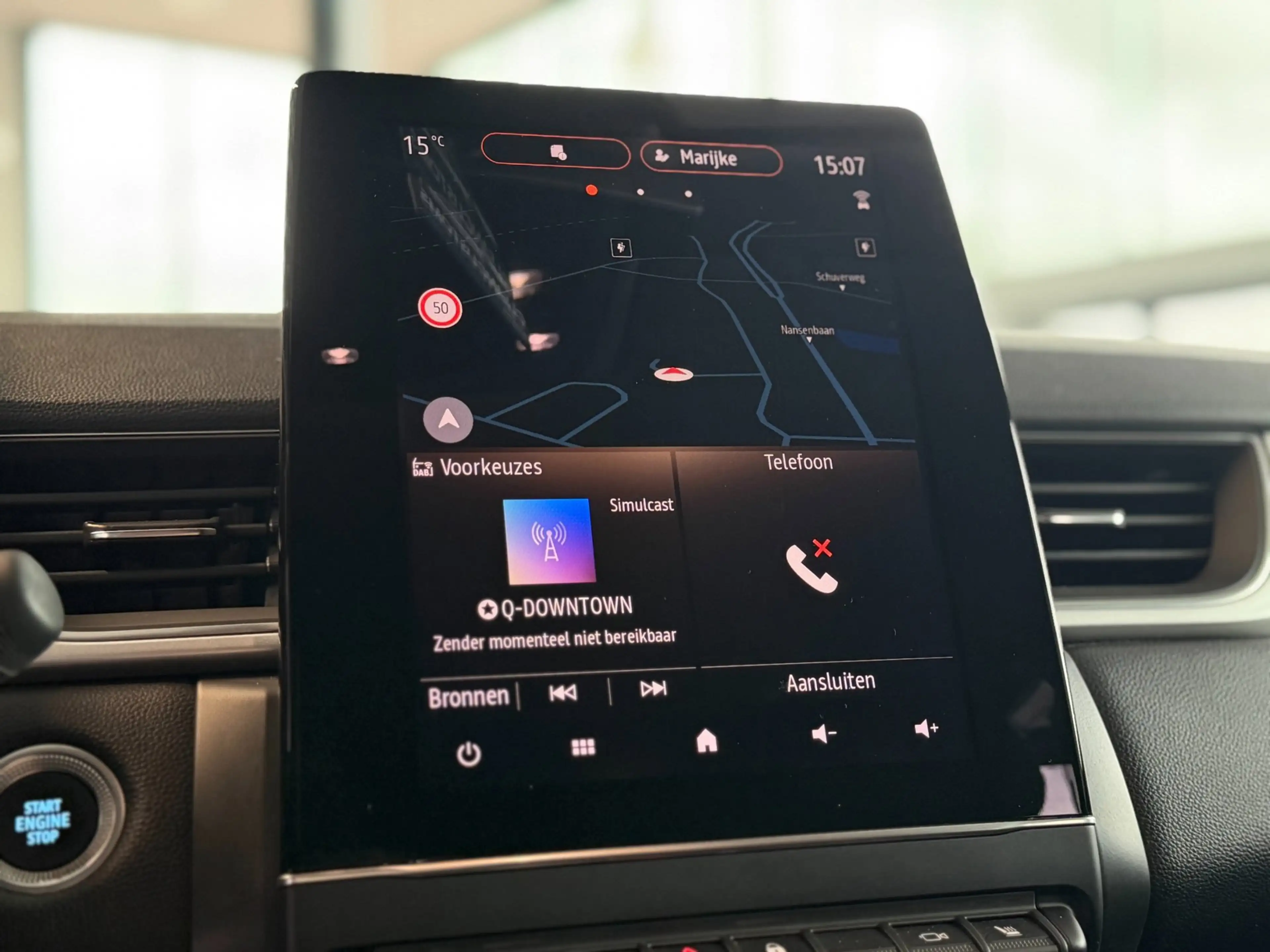 Renault Captur 1.6 E-Tech Plug-in Hybrid 160 Intens 2022 — photo 28