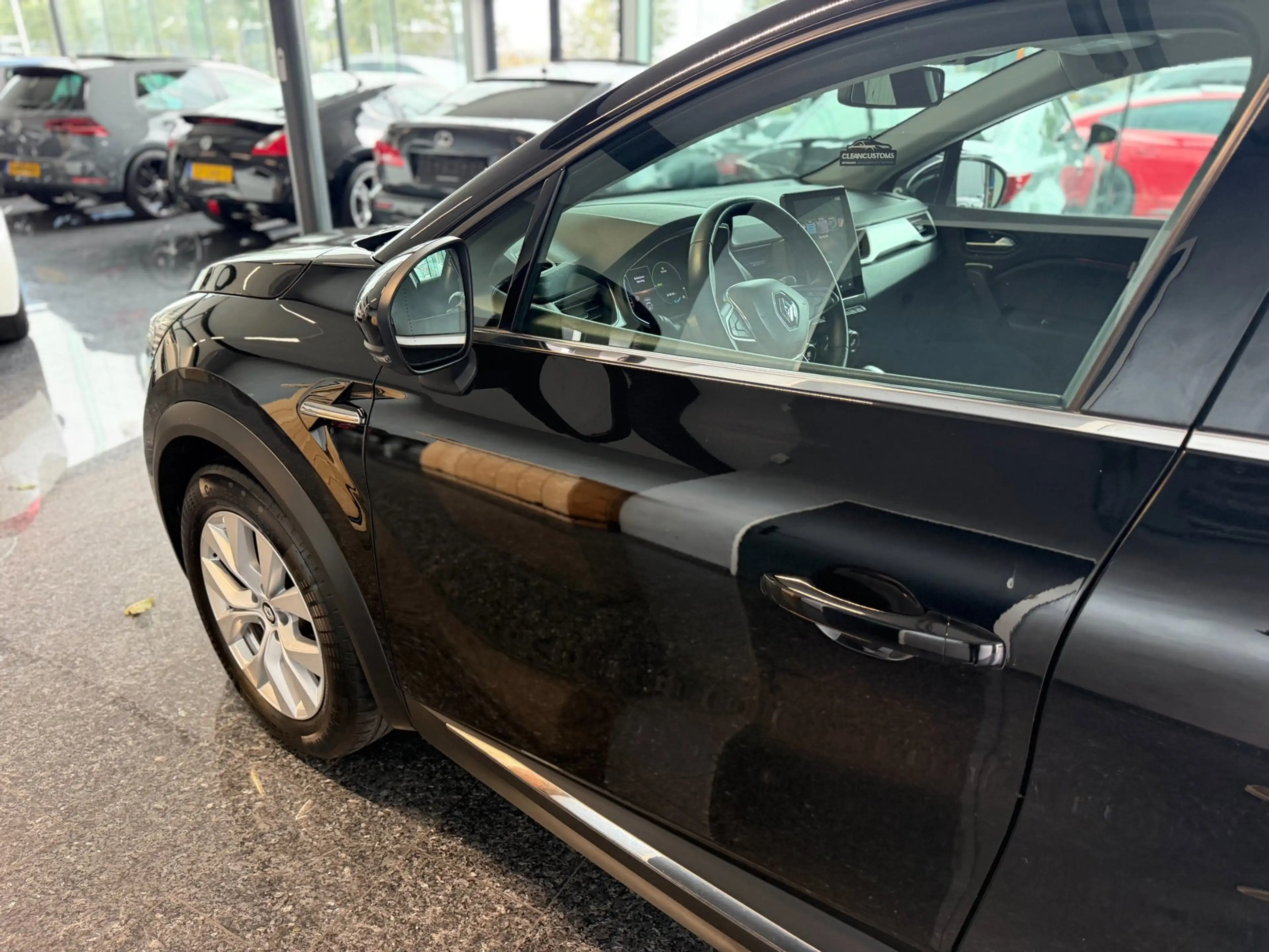 Renault Captur 1.6 E-Tech Plug-in Hybrid 160 Intens 2022 — photo 15