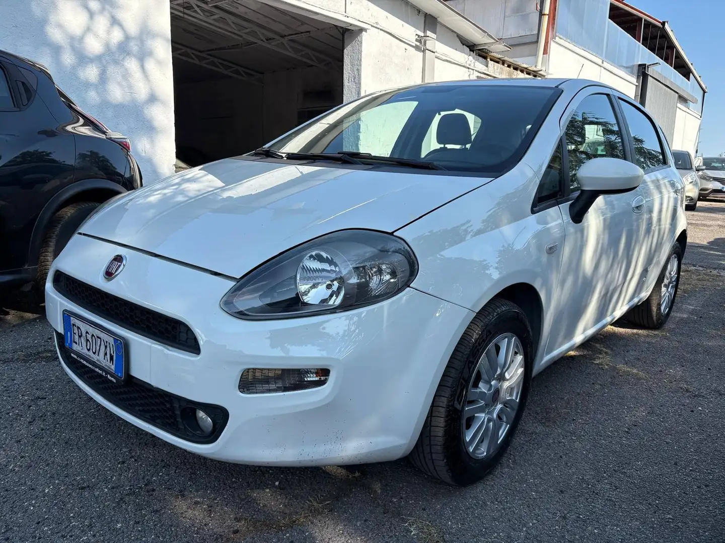 Fiat Punto Punto III 5p 1.4 easypower Lounge Gpl Bianco - 1