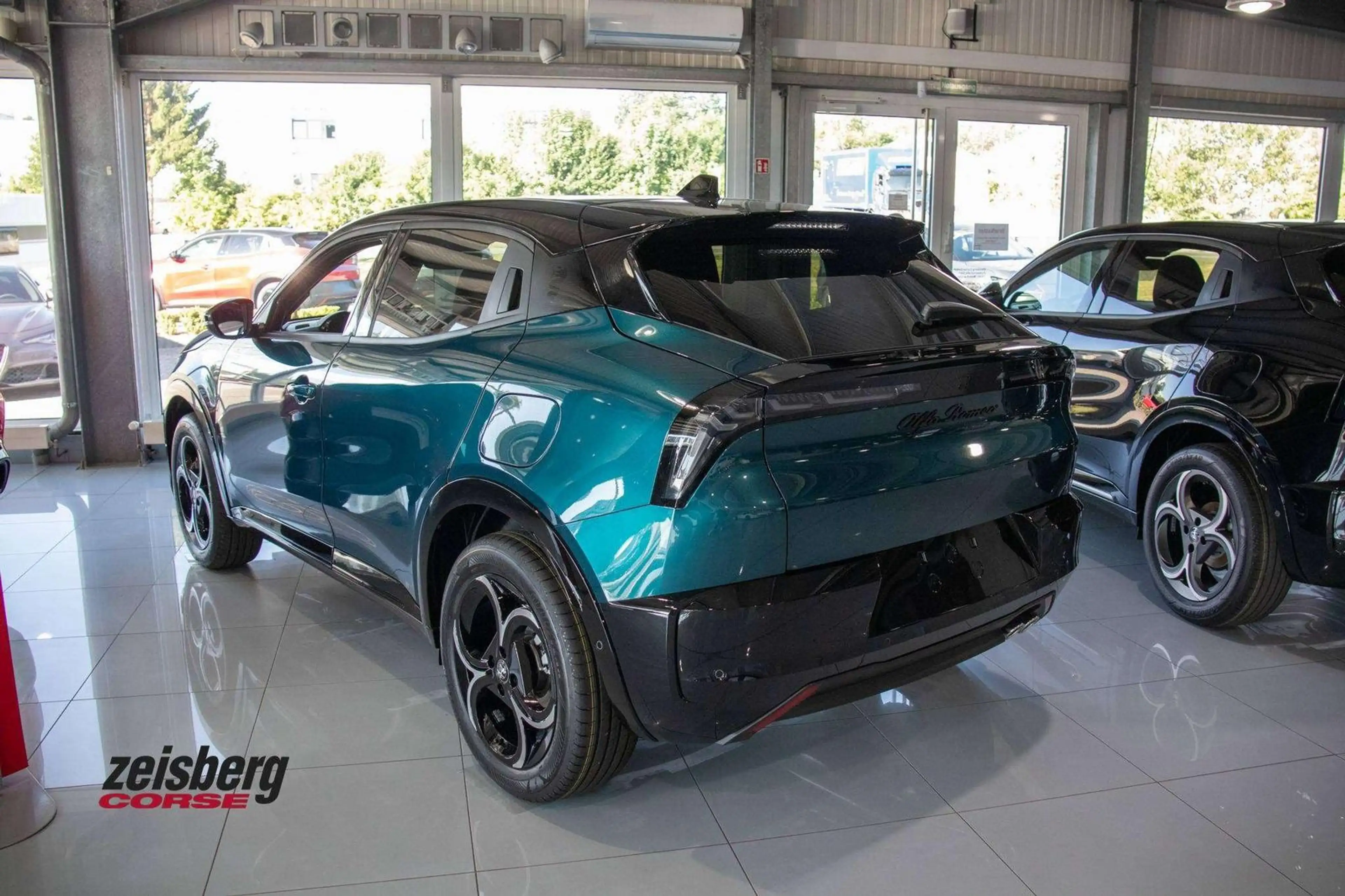 Alfa Romeo Junior Junior 1.2 VGT Ibrida Ti Technologie-Paket — photo 3