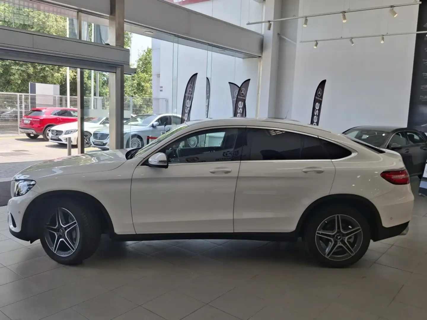 Mercedes-Benz GLC 220 Coupé 220d 4Matic Aut. Blanco - 2