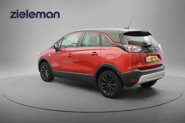 Opel Crossland view 3