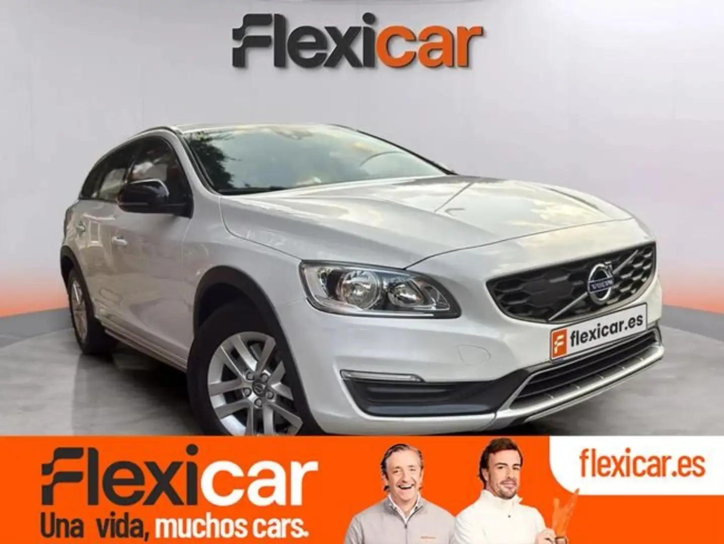 Volvo V60 D3 Momentum 150 Blanc - 1