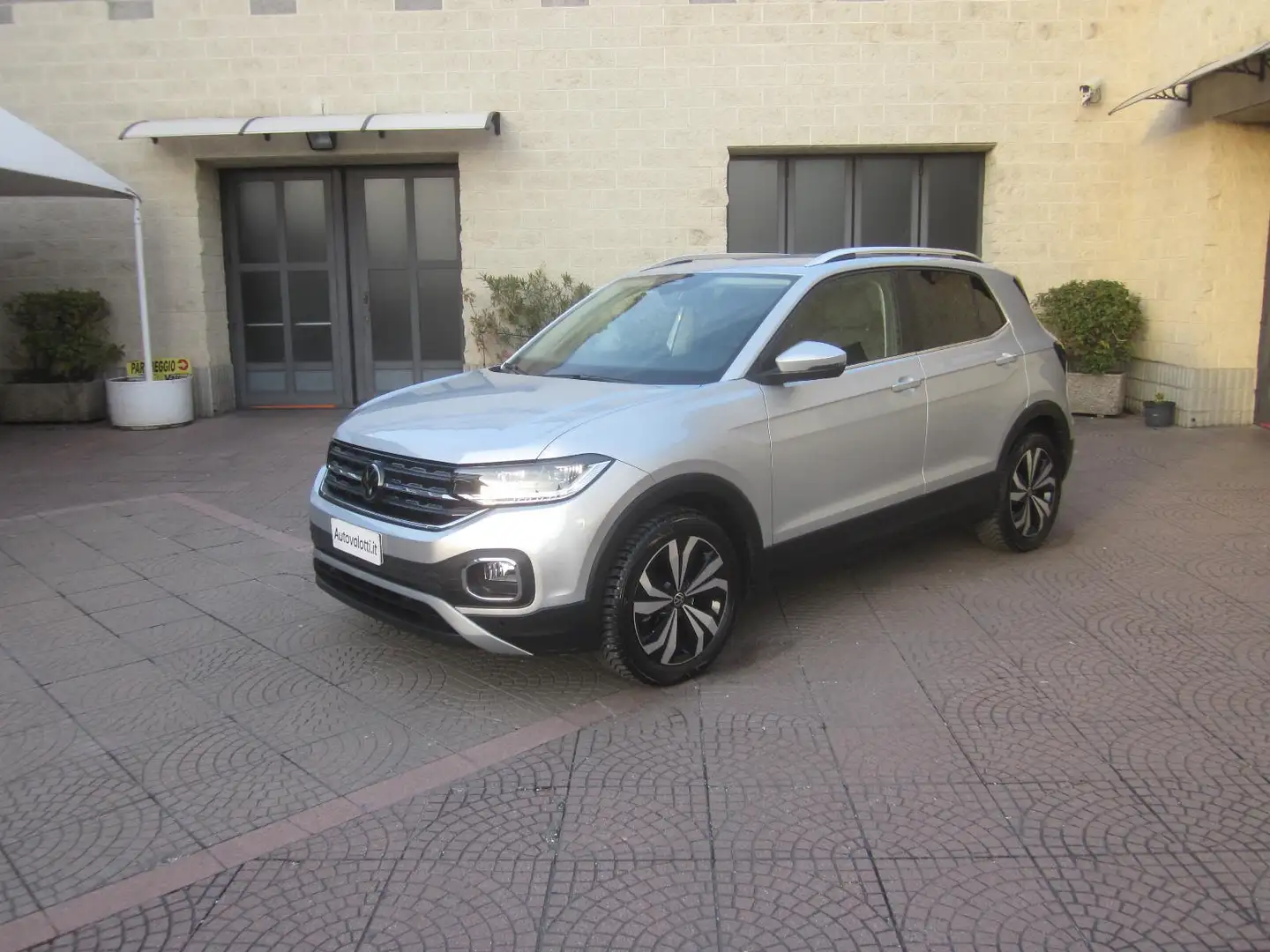 Volkswagen T-Cross 1.5 tsi Style 150cv dsg GARANZIA VW Argento - 1