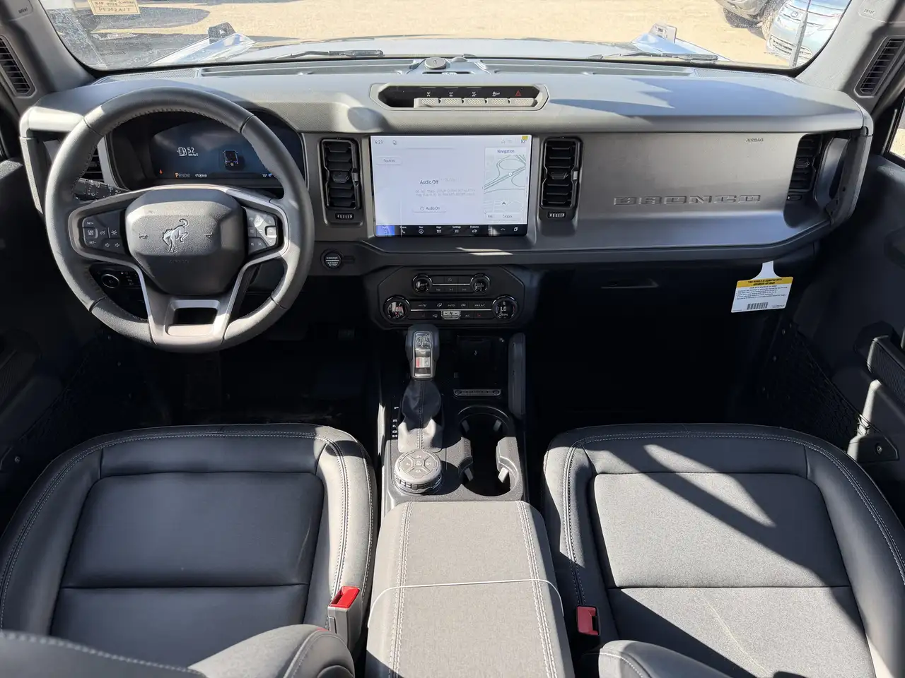 Ford Bronco снимка Ford Bronco