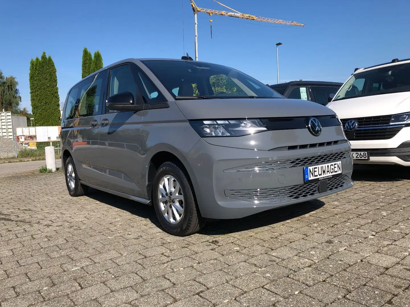 Volkswagen T7 Multivan 2.0 TSI - Neu + 5 Jahre VW-Garantie Grau - 2