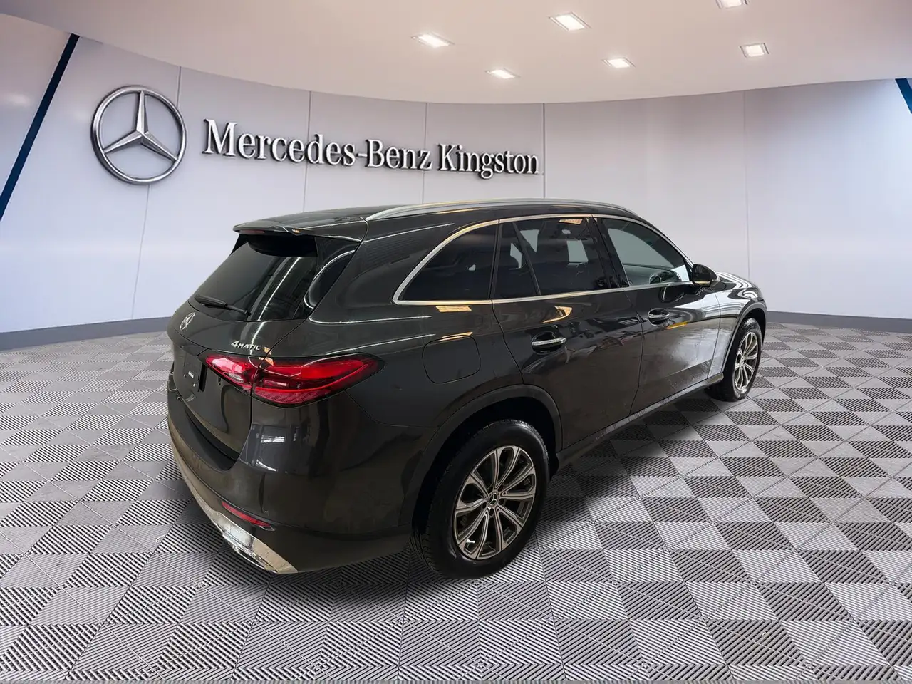 Mercedes-Benz GLC снимка Mercedes-Benz GLC