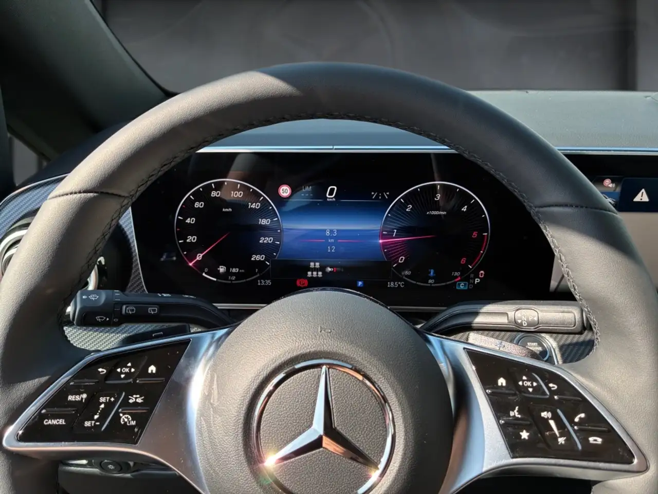 Mercedes-Benz V 300 d 4M AVANTGARDE, LANG - AMG! NIGHT! PANO! 7