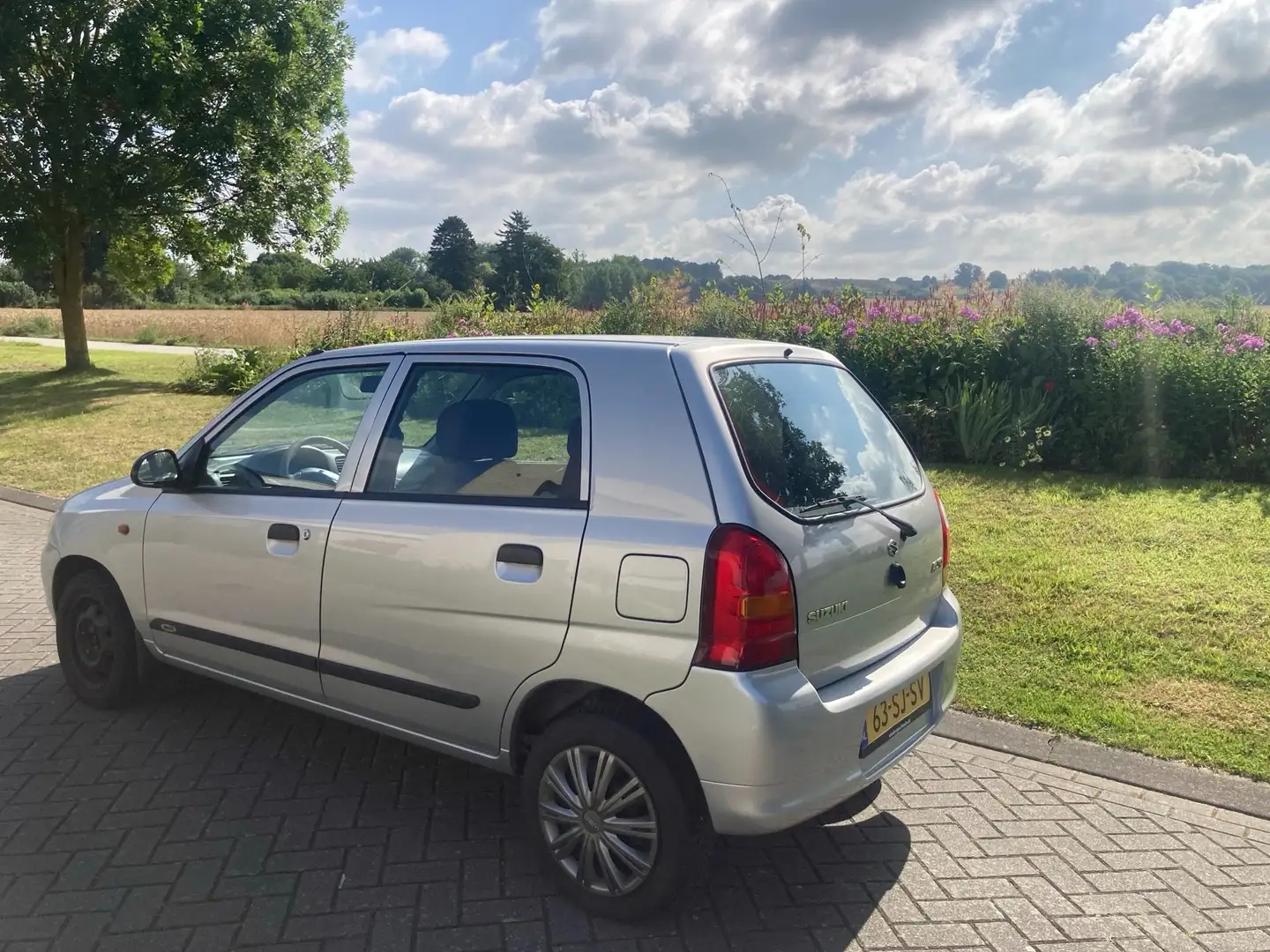 Suzuki Alto Alto 1.1 GLX Cool Plateado - 1