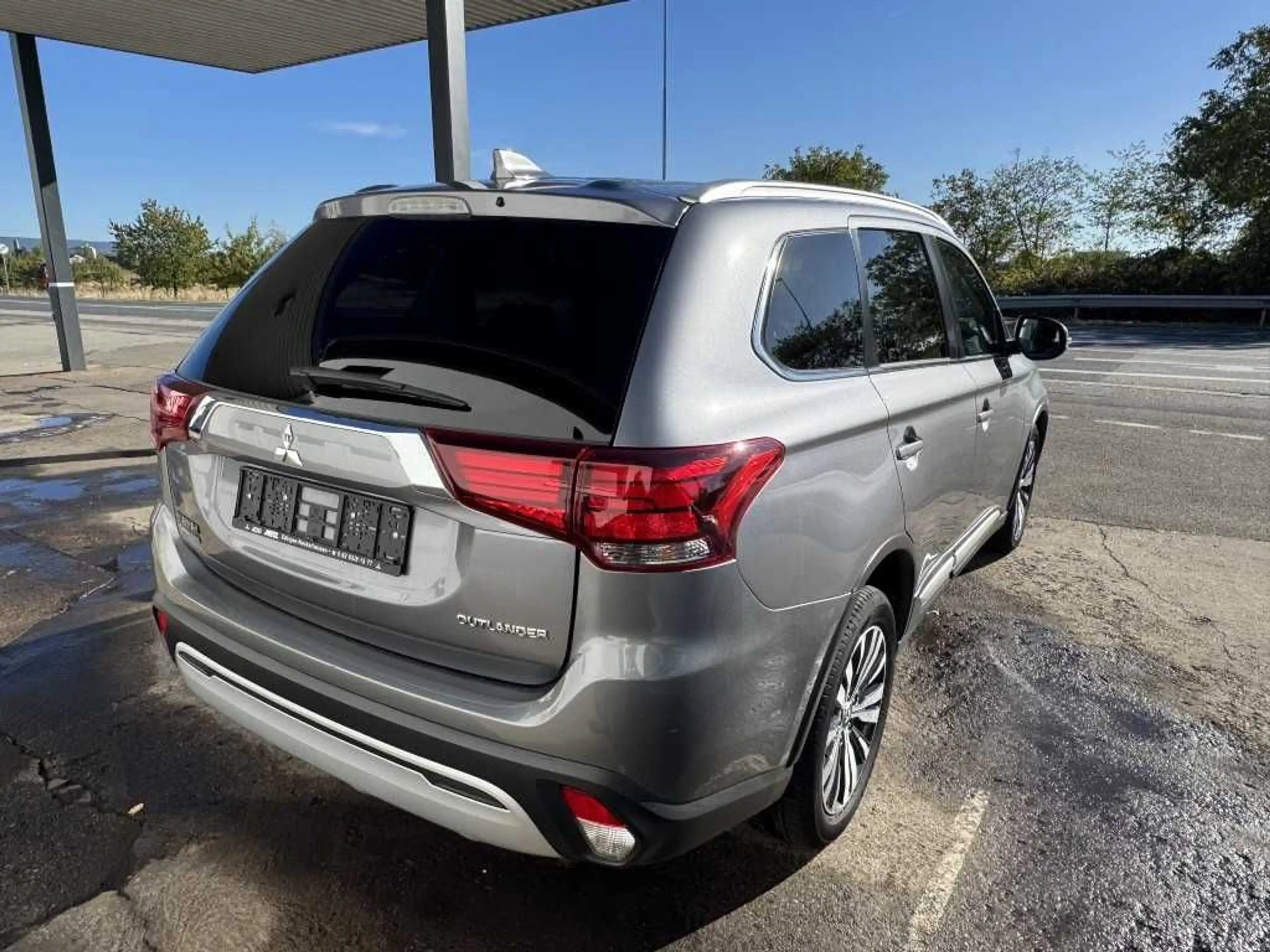 Mitsubishi Outlander Active 2.0 MIVEC ClearTec 2WD CVT — photo 3