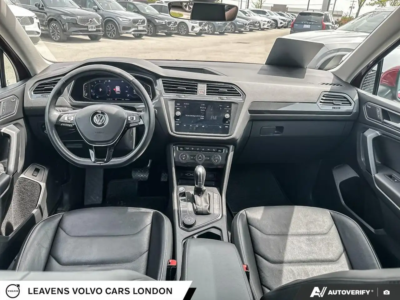 Volkswagen Tiguan снимка Volkswagen Tiguan