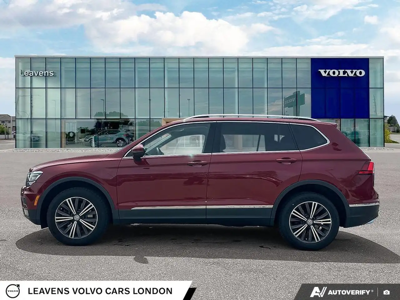 Volkswagen Tiguan снимка Volkswagen Tiguan