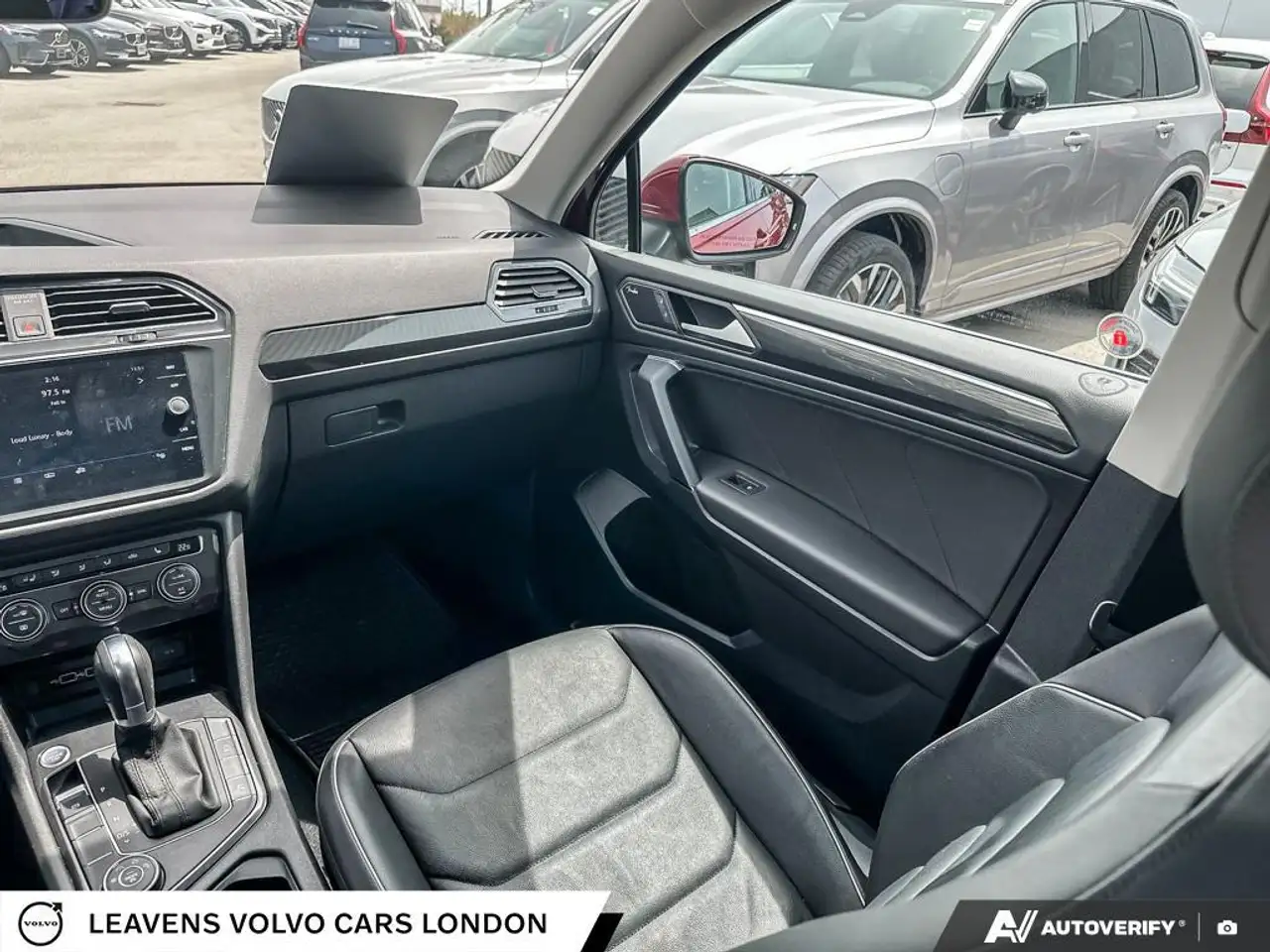 Volkswagen Tiguan снимка Volkswagen Tiguan