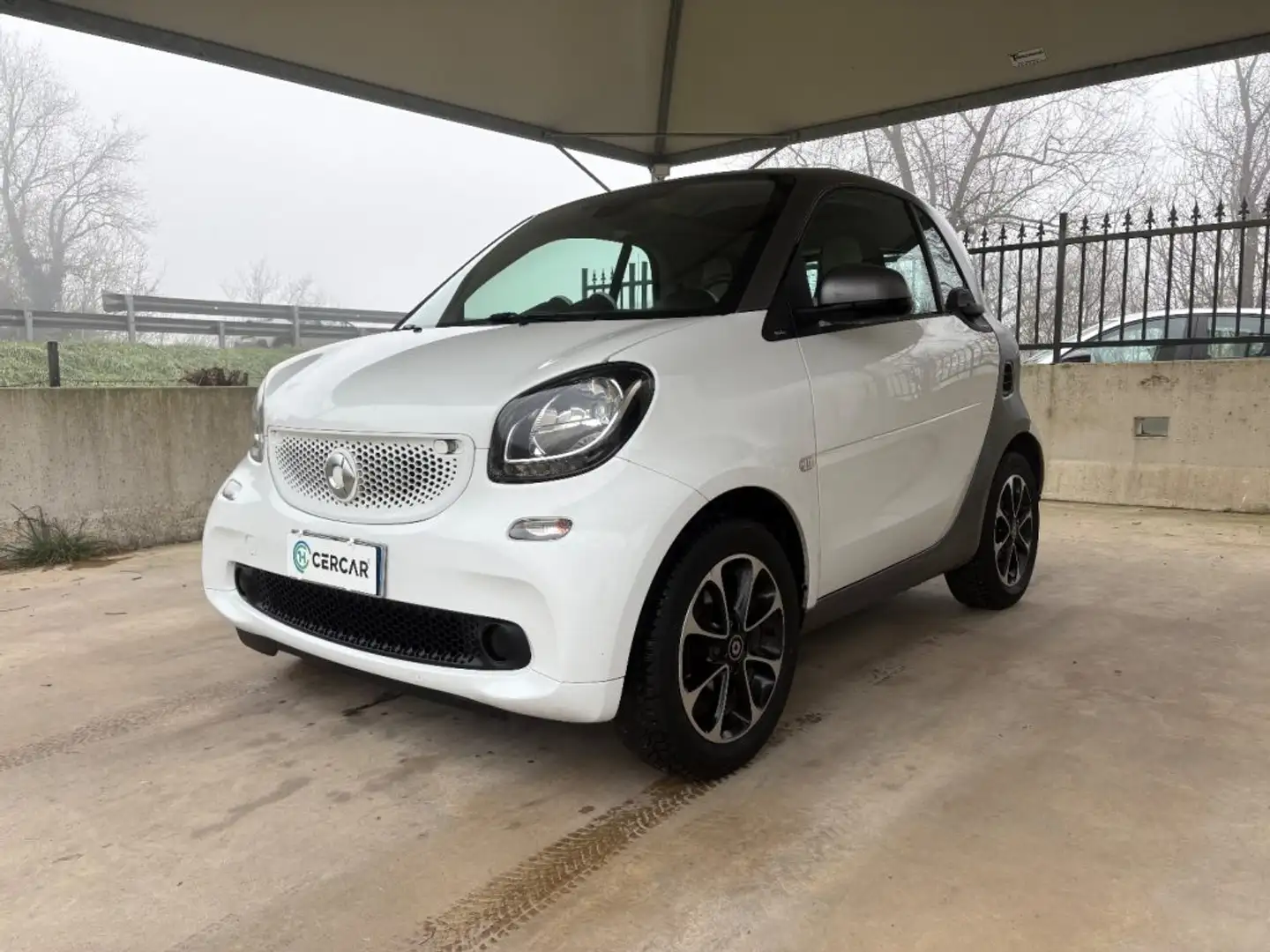 smart forTwo 70 1.0 twinamic AUTOMATICA OK NEOPATENTATI Blanc - 1