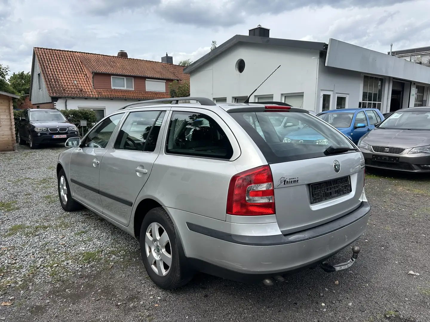 Skoda Octavia 1.9 TDI Elegance*AHK+Alufelgen*TÜV&Service Neu Silber - 2