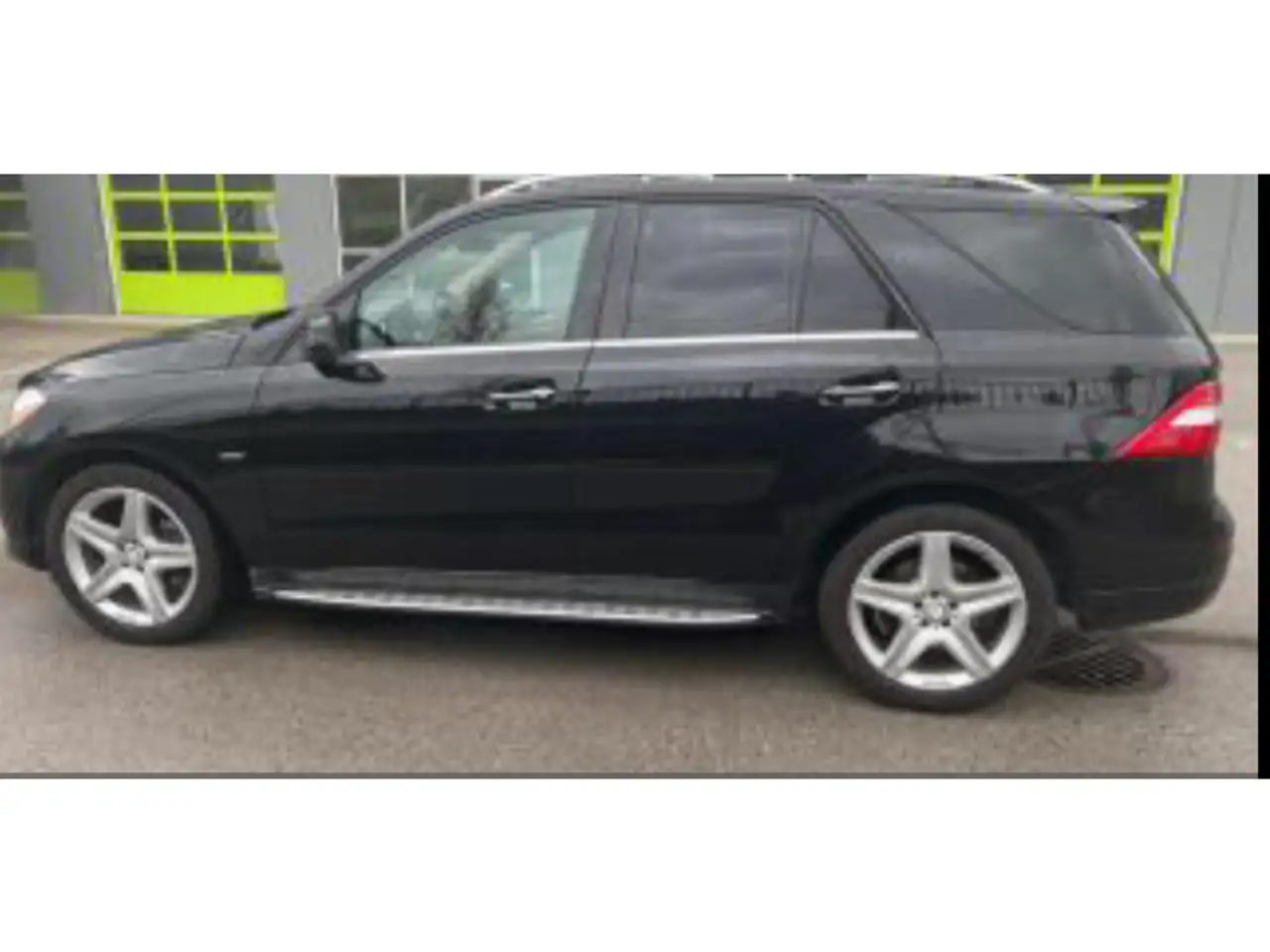Mercedes-Benz GL-Class снимка Mercedes-Benz GL-Class