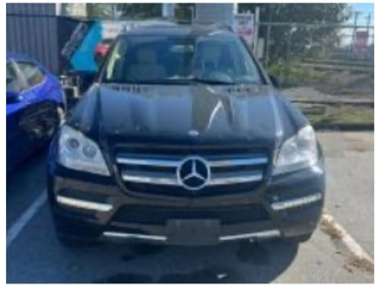 Mercedes-Benz GL-Class снимка Mercedes-Benz GL-Class