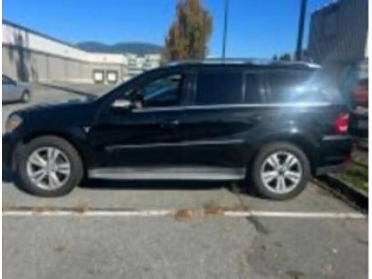 Mercedes-Benz GL-Class снимка Mercedes-Benz GL-Class
