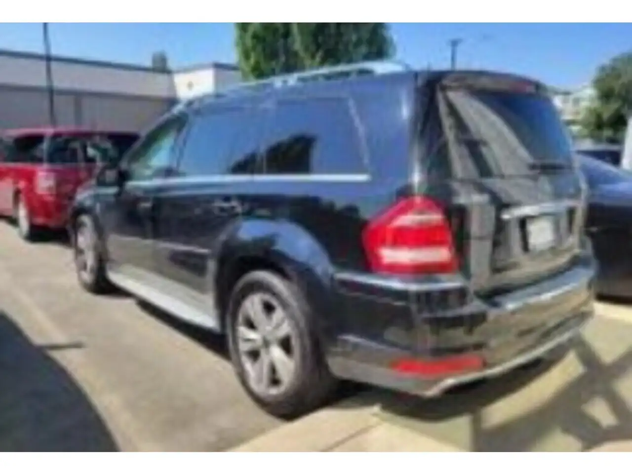 Mercedes-Benz GL-Class снимка Mercedes-Benz GL-Class