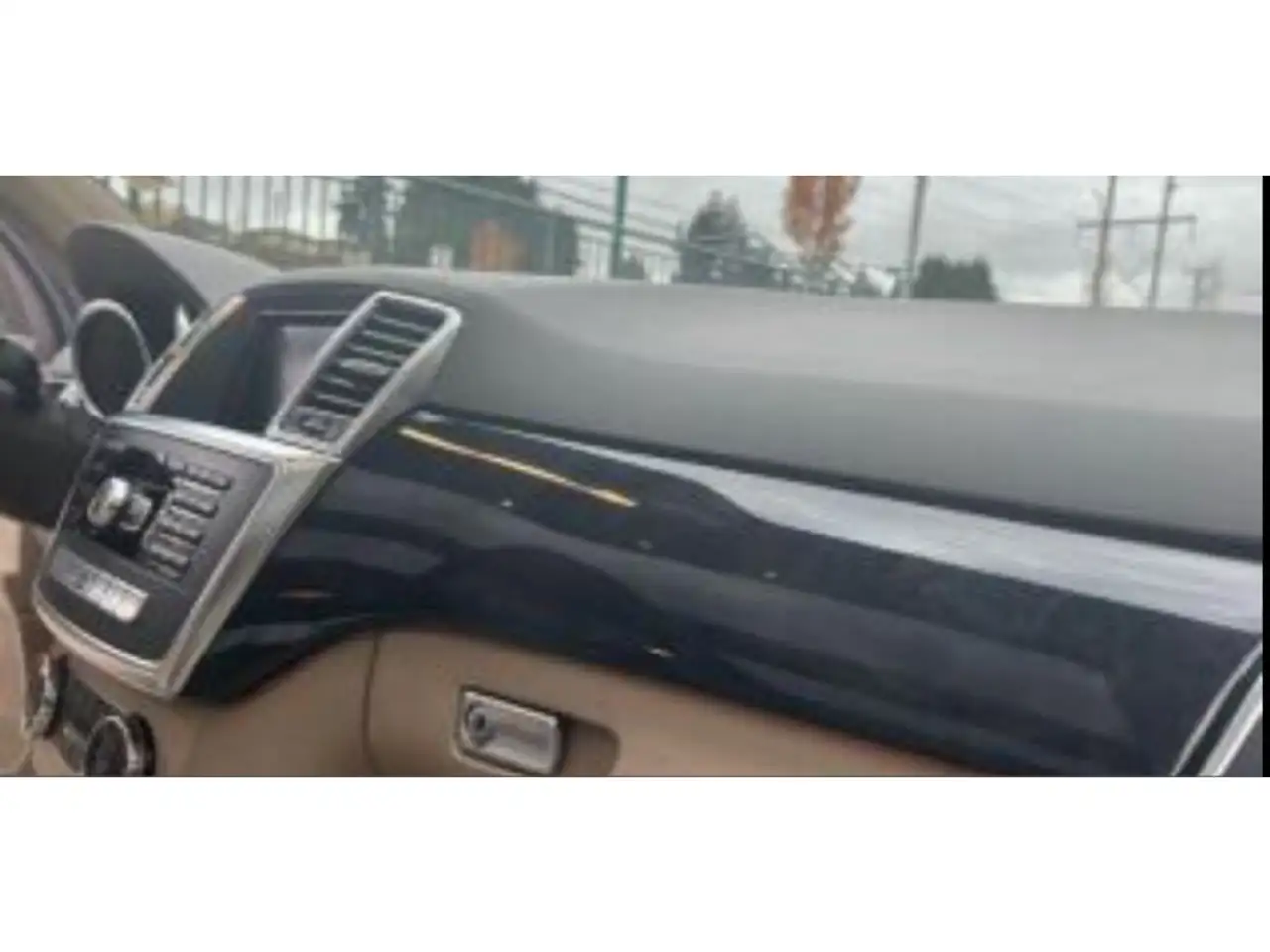 Mercedes-Benz GL-Class снимка Mercedes-Benz GL-Class