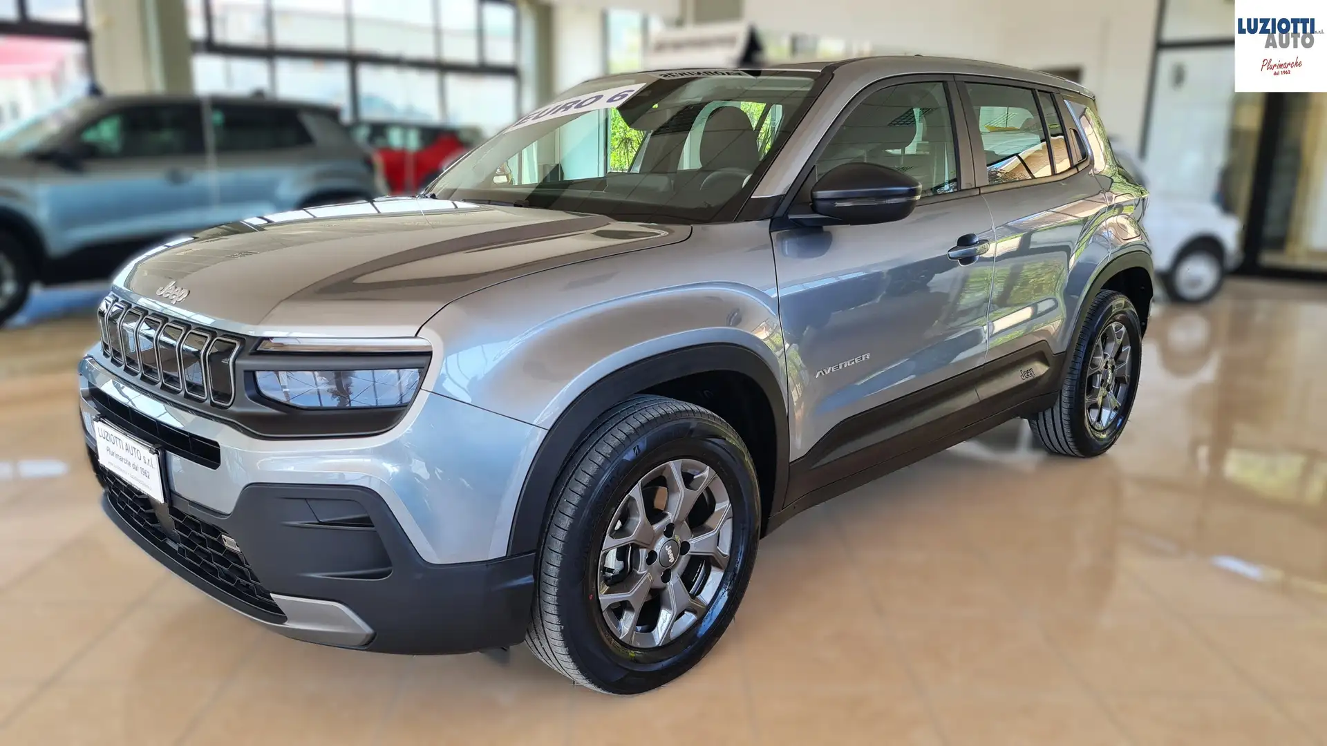 Jeep Avenger AVENGER LONGITUDE - COME NUOVA - PRONTA CONSEGNA Grigio - 2