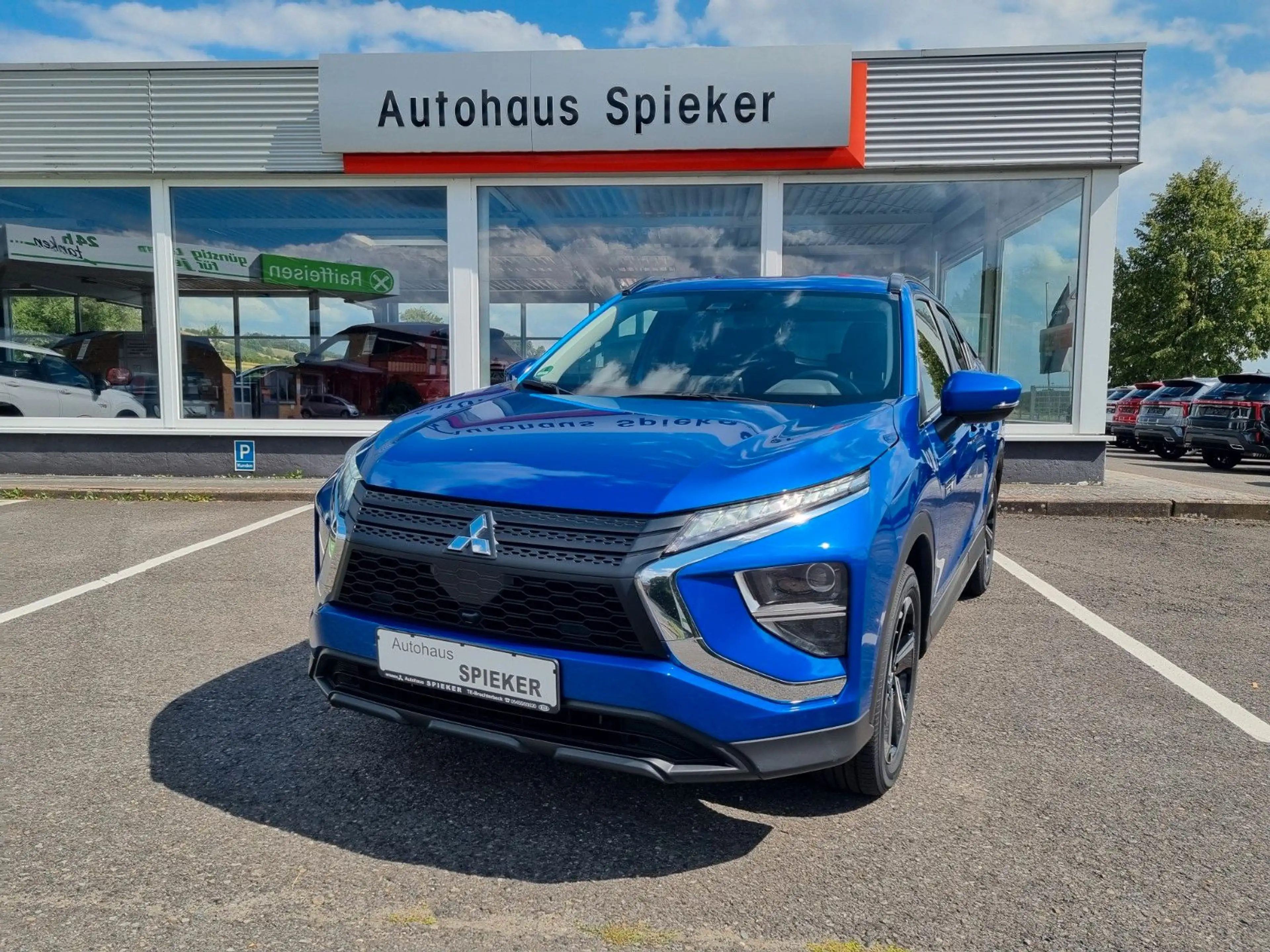 Mitsubishi Eclipse Cross Basis Hybrid 4WD