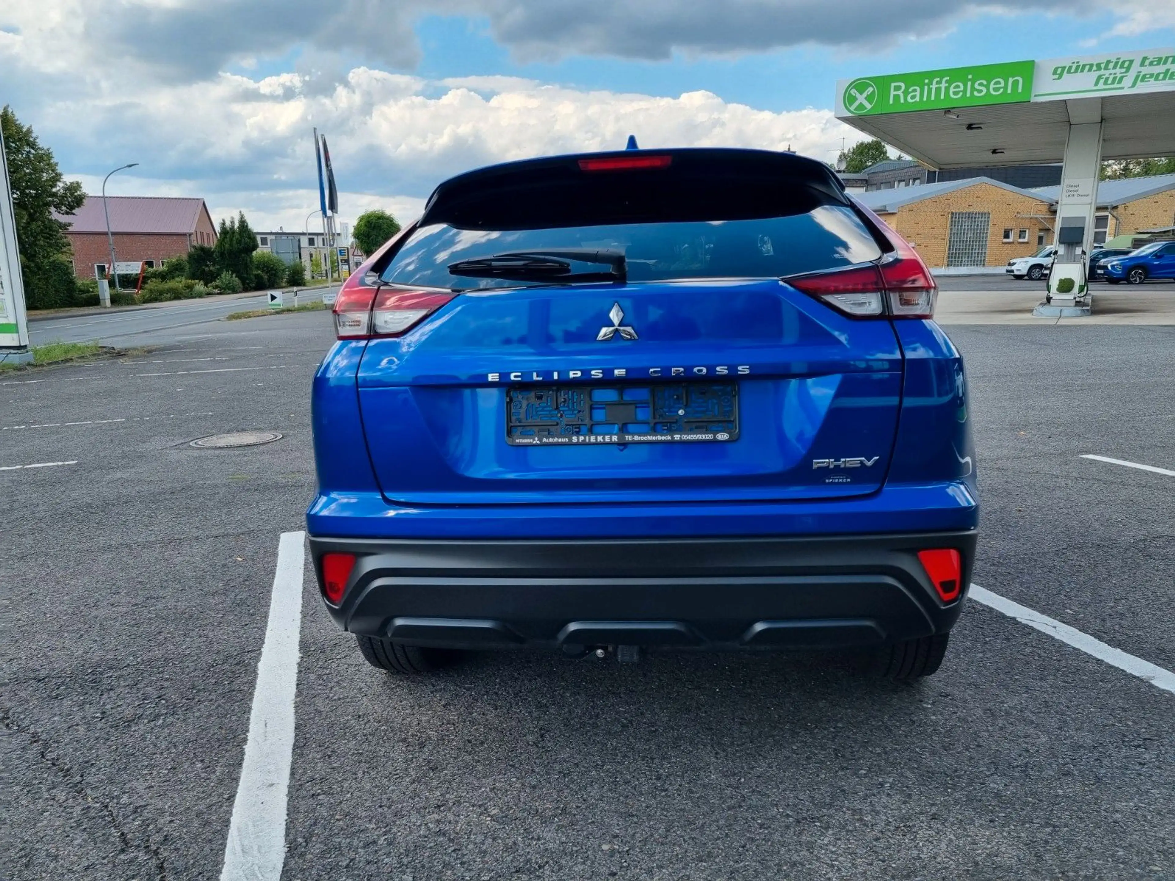 Mitsubishi Eclipse Cross Basis Hybrid 4WD — photo 6