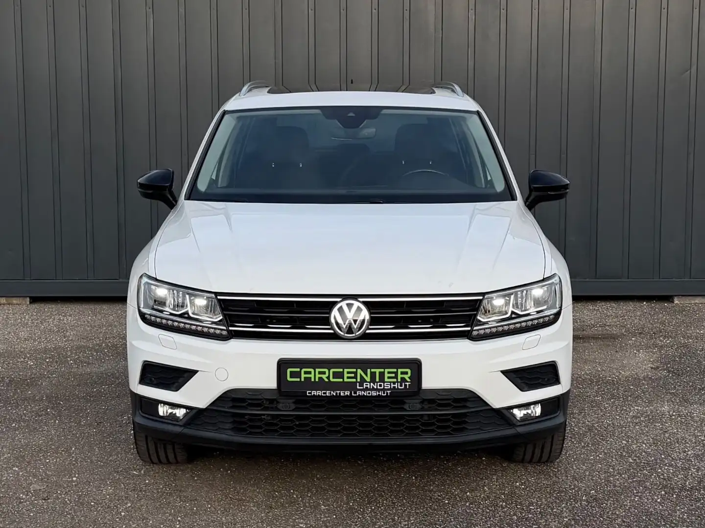 Volkswagen Tiguan 2.0 TDI HIGHLINE 4MOTION,VIRTUAL,CAR-PLAY Weiß - 2