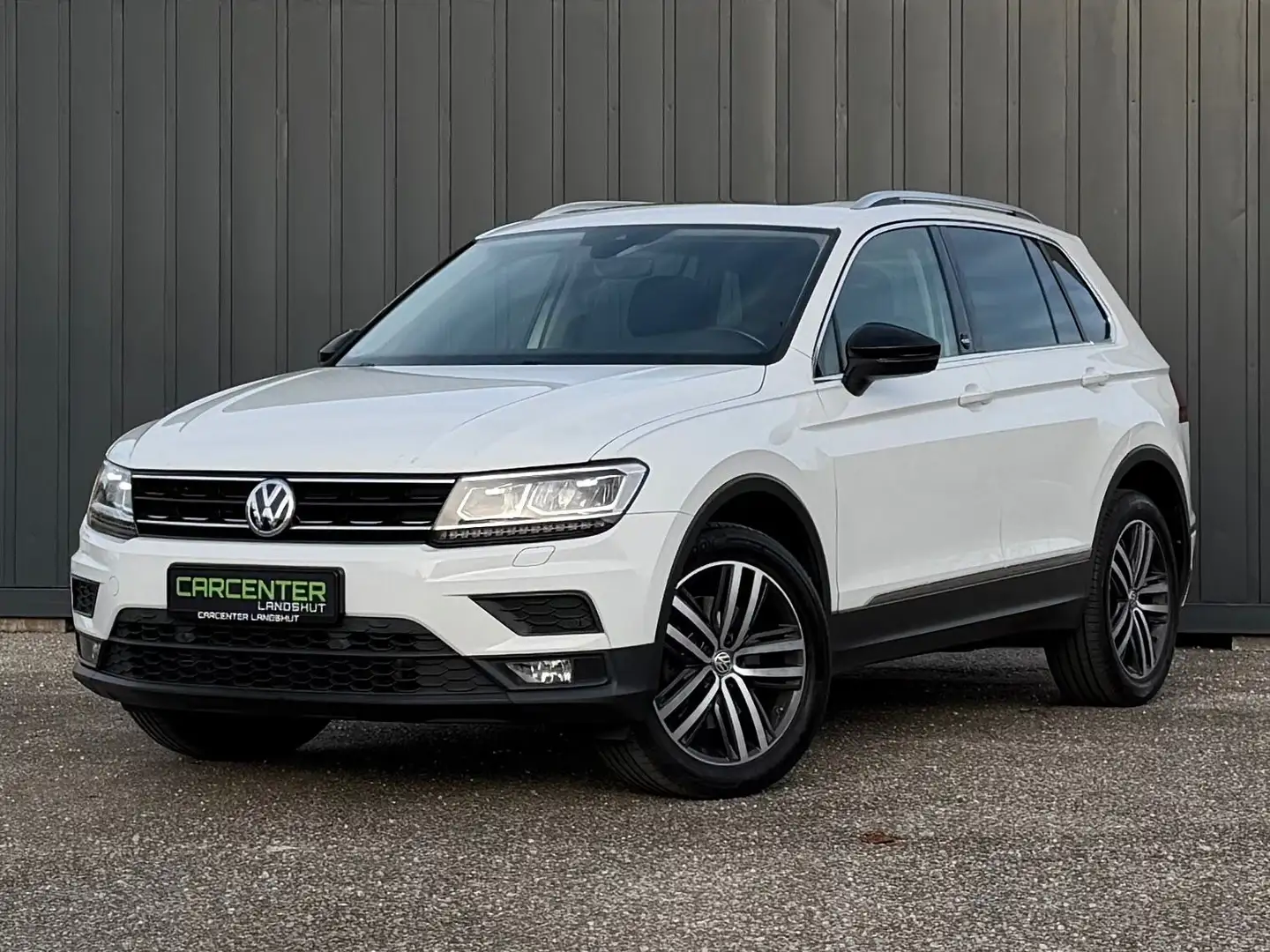 Volkswagen Tiguan 2.0 TDI HIGHLINE 4MOTION,VIRTUAL,CAR-PLAY Weiß - 1