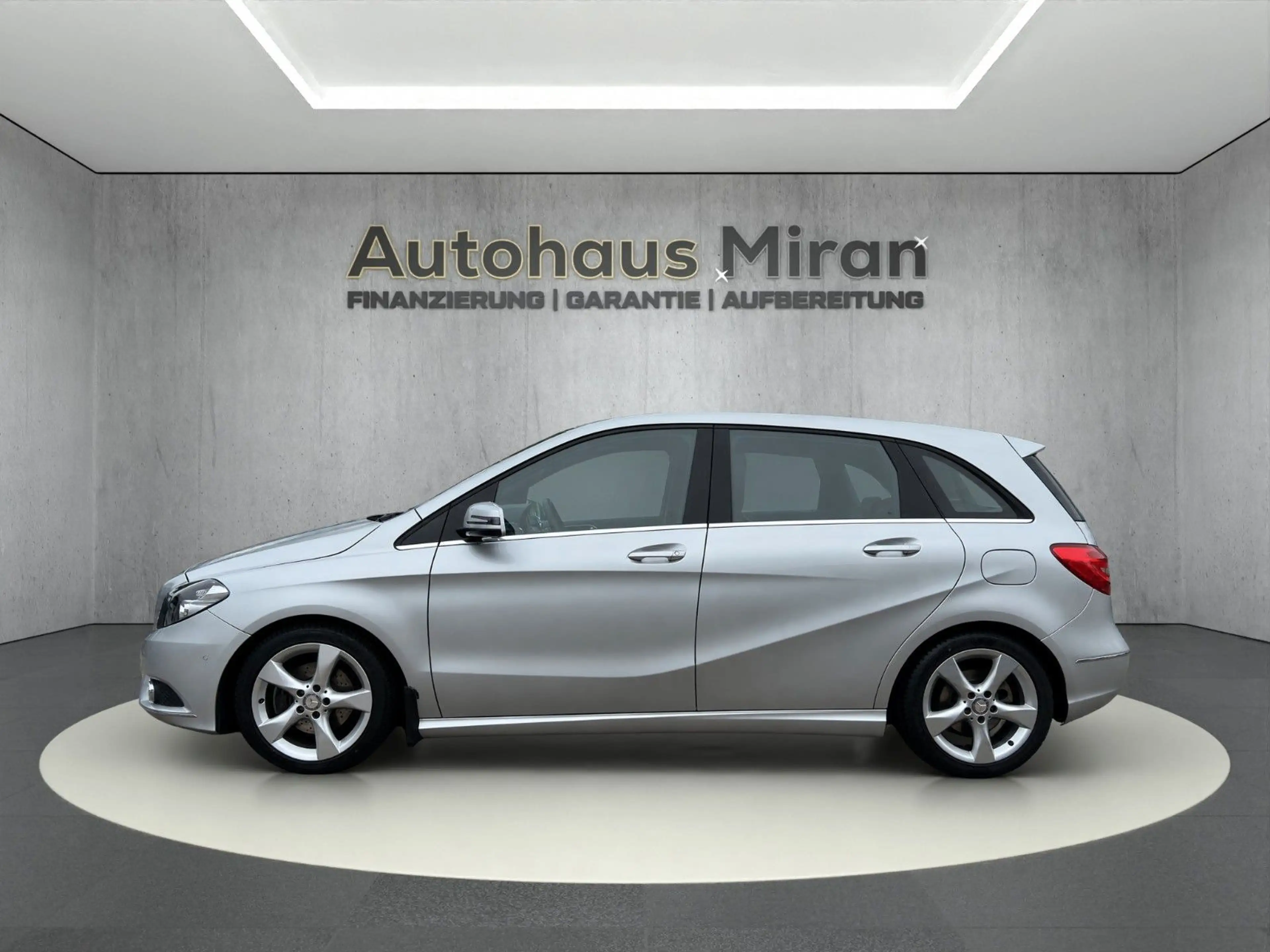Mercedes-Benz B 180 CDI *HUNEU*PDC*TEMPOMAT* — photo 4