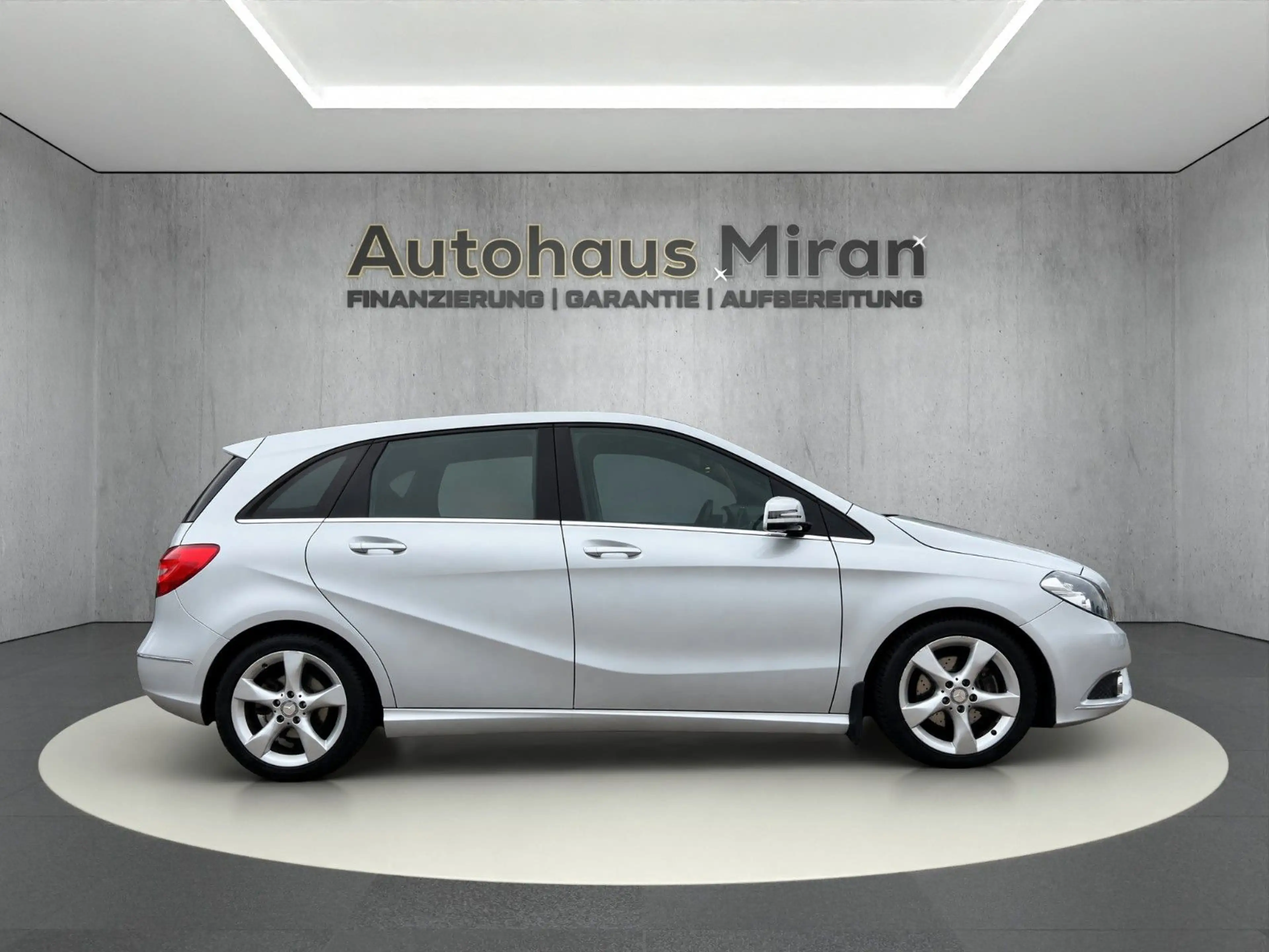 Mercedes-Benz B 180 CDI *HUNEU*PDC*TEMPOMAT* — photo 5